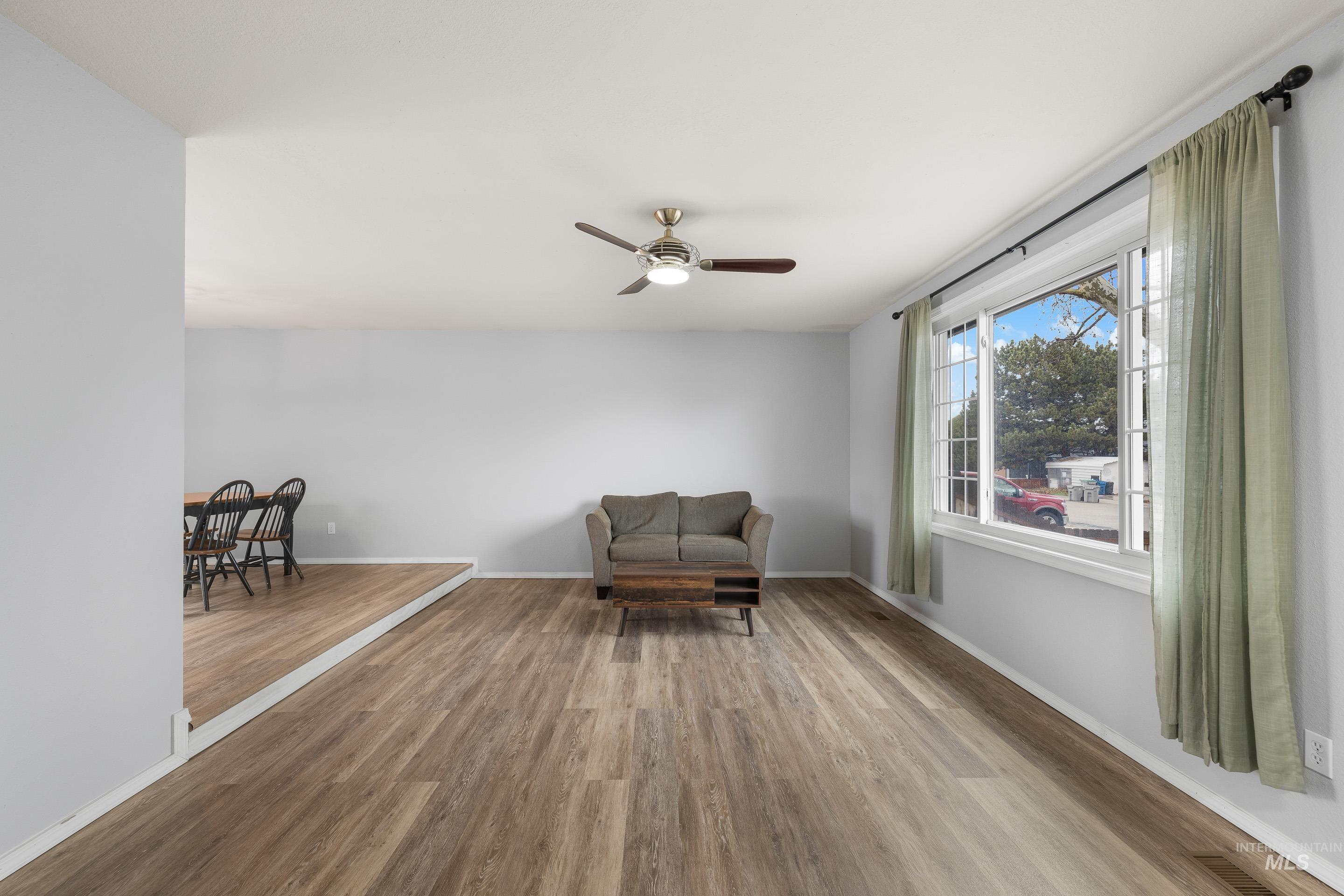 10241 W Guinevere Dr, Boise, Idaho 83704, 3 Bedrooms, 1.5 Bathrooms, Residential For Sale, Price $399,000, 98975963