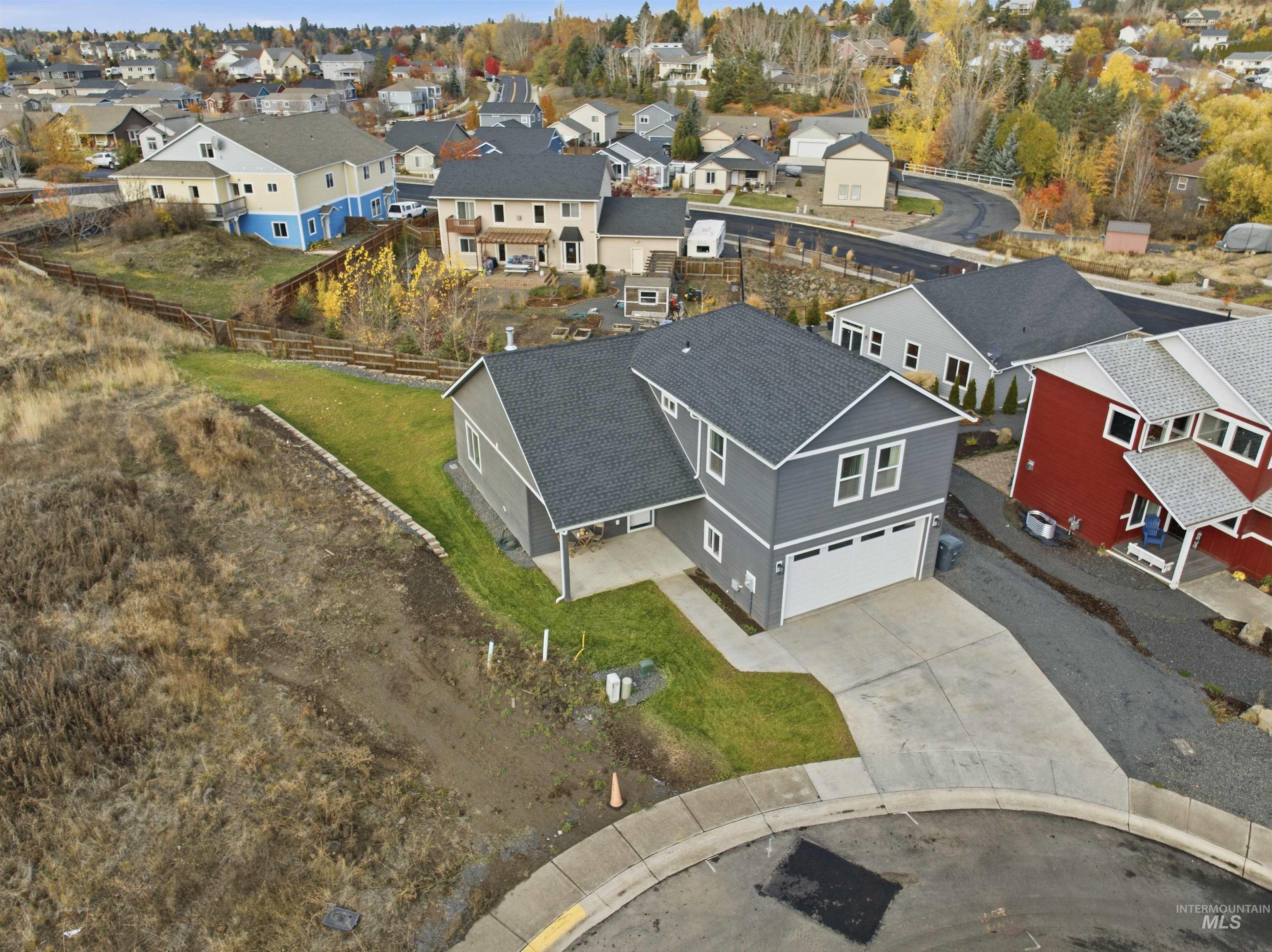 1115 Chelsea Court, Moscow, Idaho 83843, 3 Bedrooms, 2.5 Bathrooms, Residential For Sale, Price $525,000, 98975965