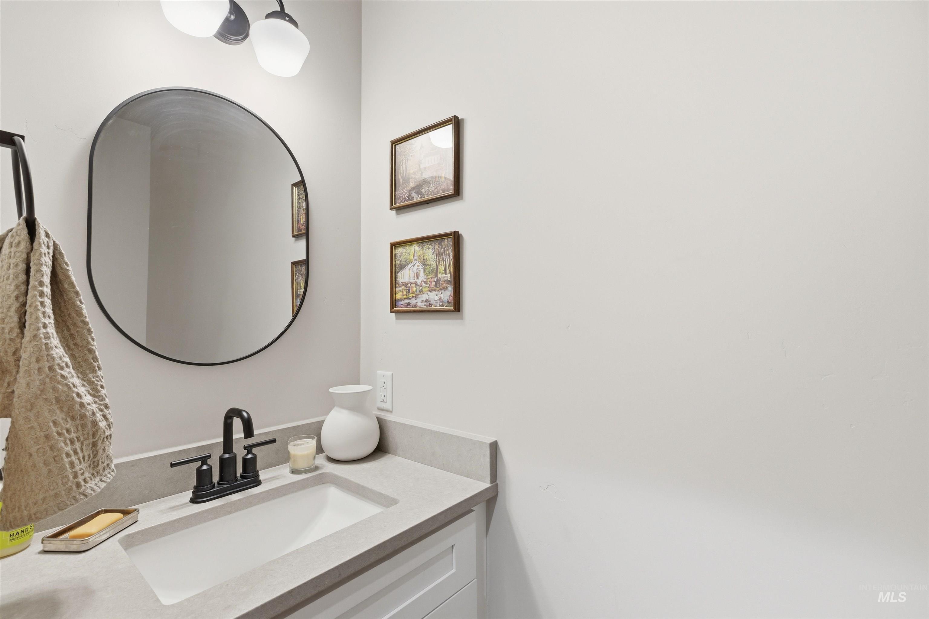 1115 Chelsea Court, Moscow, Idaho 83843, 3 Bedrooms, 2.5 Bathrooms, Residential For Sale, Price $525,000, 98975965