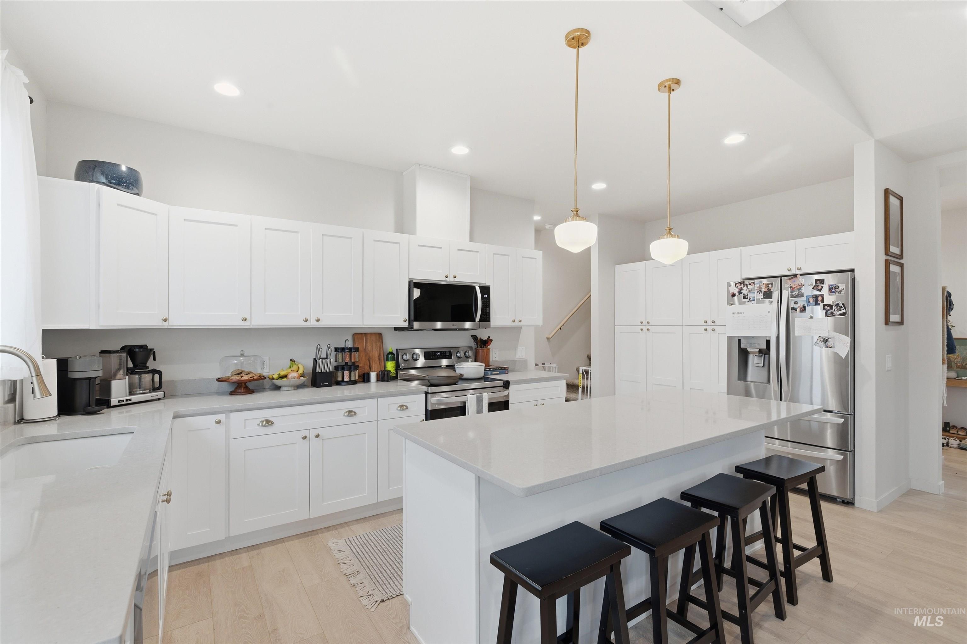 1115 Chelsea Court, Moscow, Idaho 83843, 3 Bedrooms, 2.5 Bathrooms, Residential For Sale, Price $525,000, 98975965