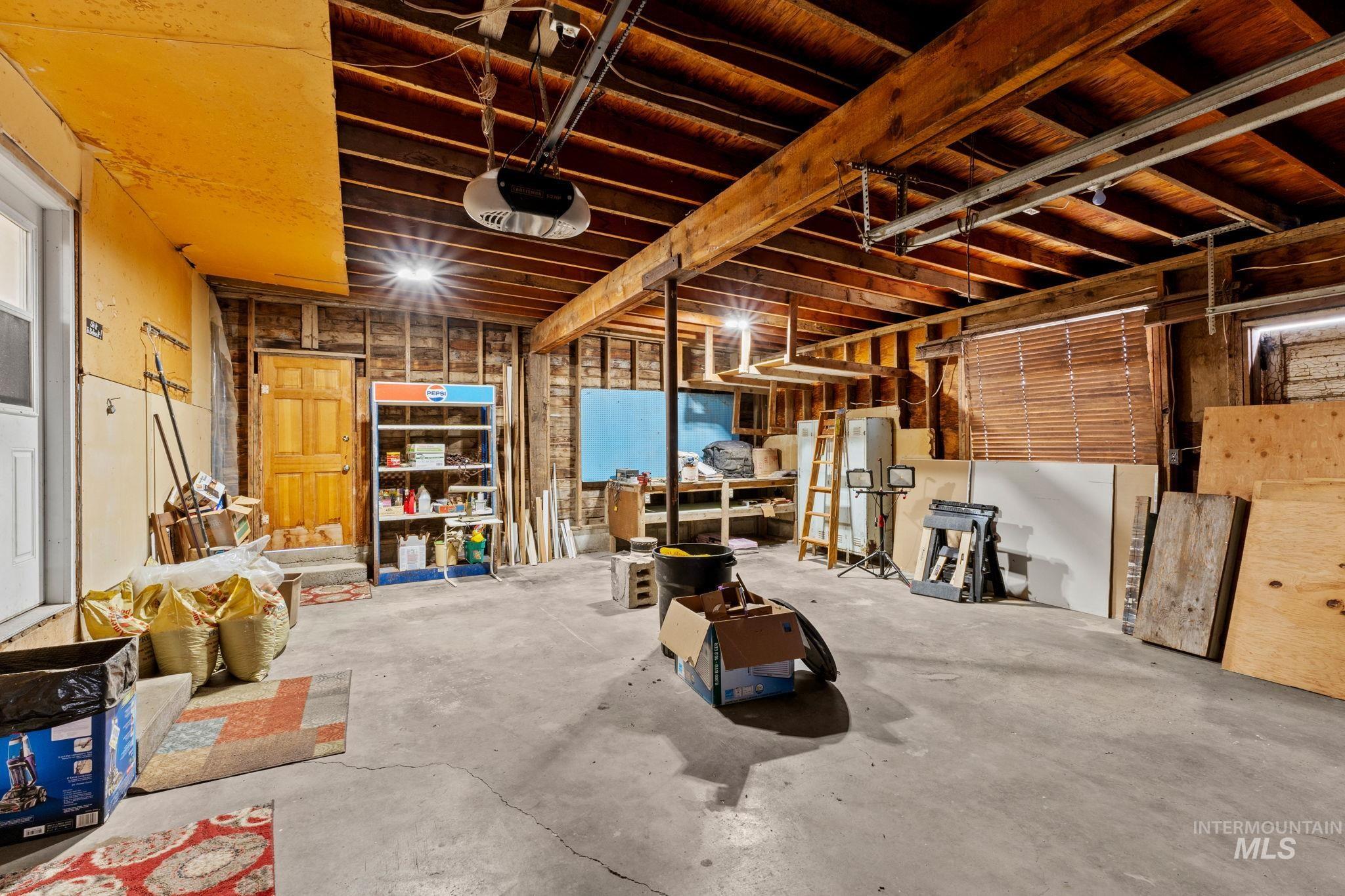 3918 E 3600 N, Hansen, Idaho 83334, 3 Bedrooms, 2 Bathrooms, Residential For Sale, Price $430,000,MLS 98975966