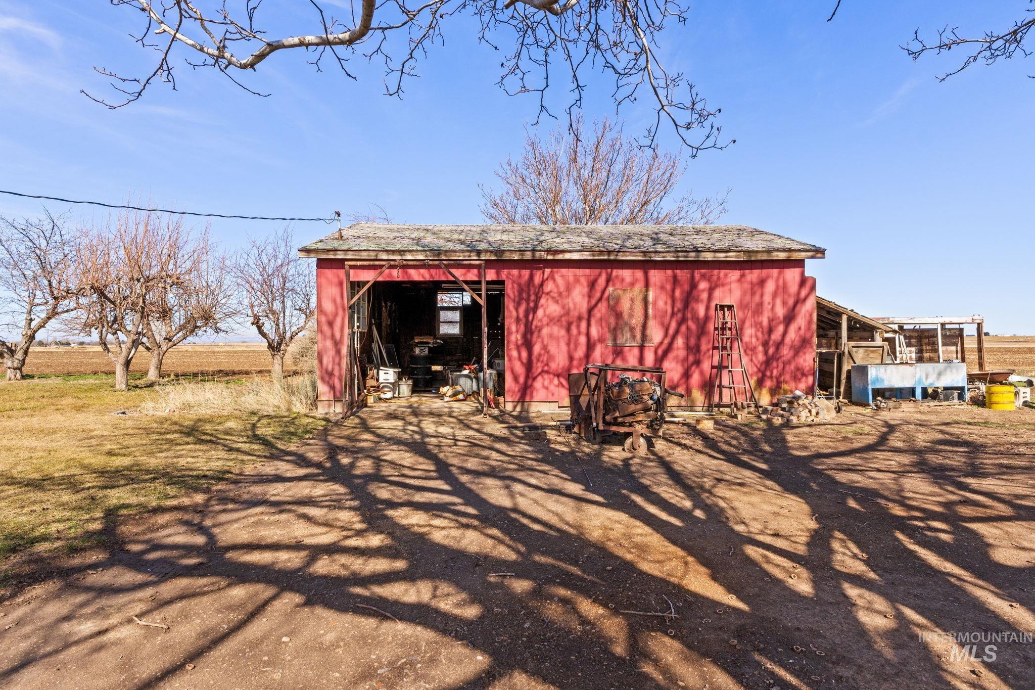 3918 E 3600 N, Hansen, Idaho 83334, 3 Bedrooms, 2 Bathrooms, Residential For Sale, Price $430,000,MLS 98975966