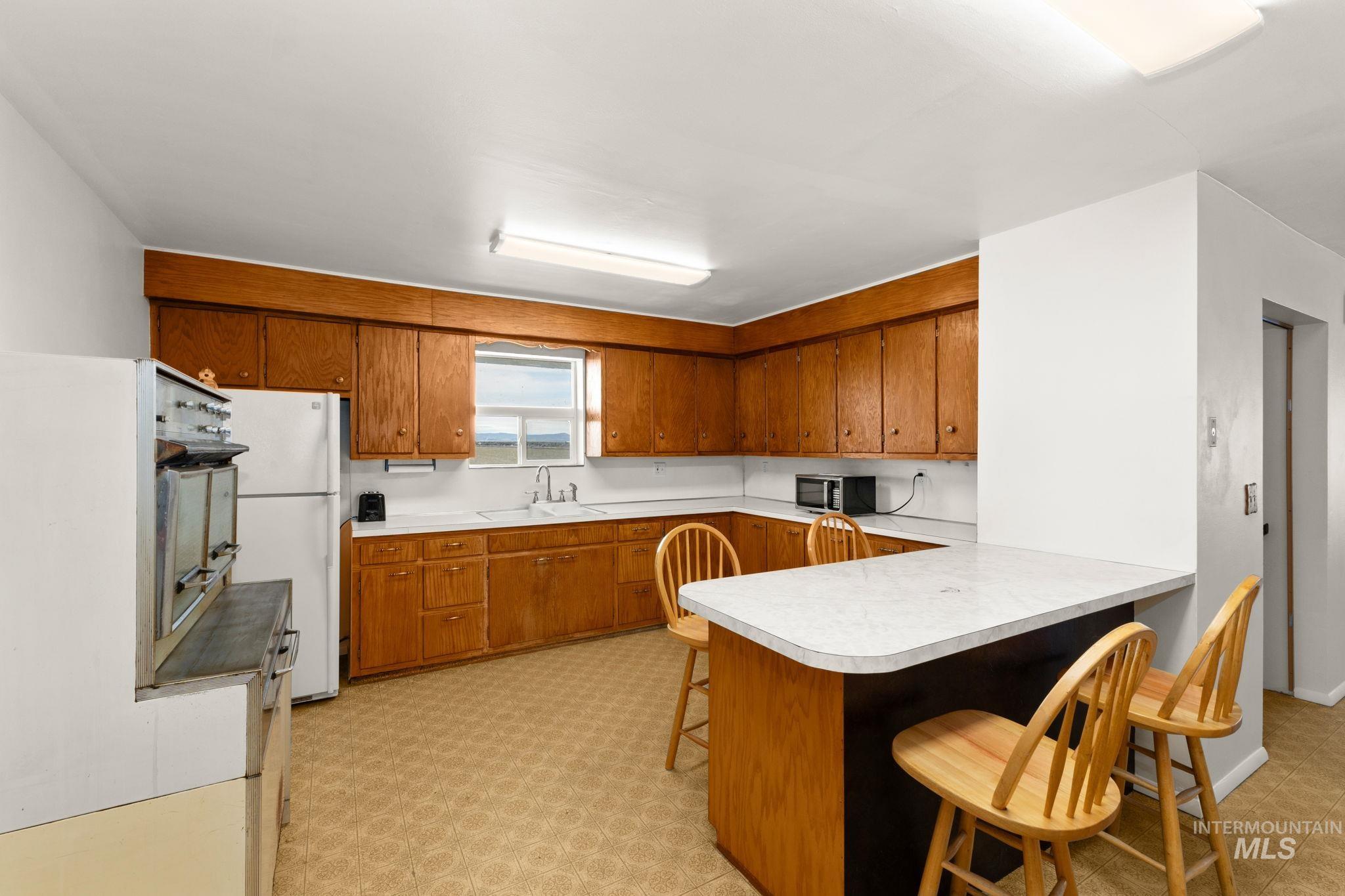 3918 E 3600 N, Hansen, Idaho 83334, 3 Bedrooms, 2 Bathrooms, Residential For Sale, Price $430,000,MLS 98975966