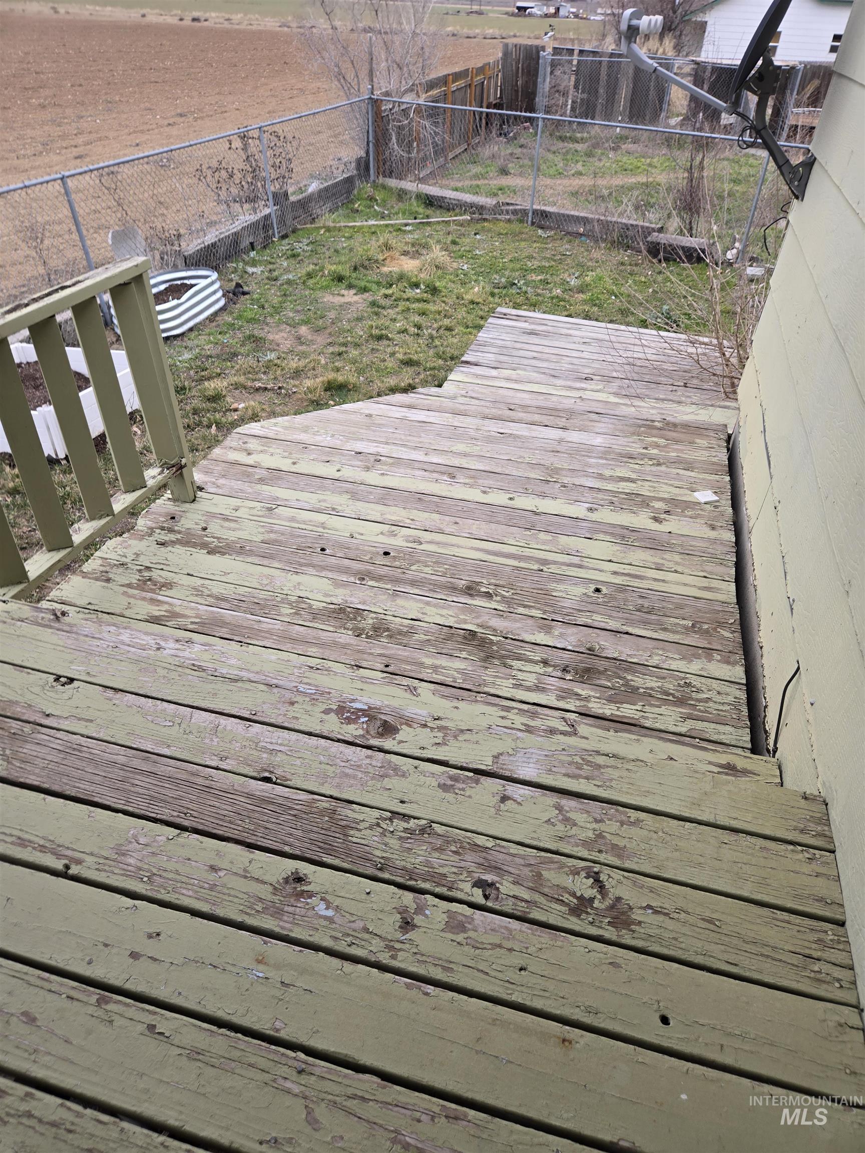 798 Skyhawk Drive, Ontario, Oregon 97914, 3 Bedrooms, 2 Bathrooms, Residential For Sale, Price $275,000, 98975968