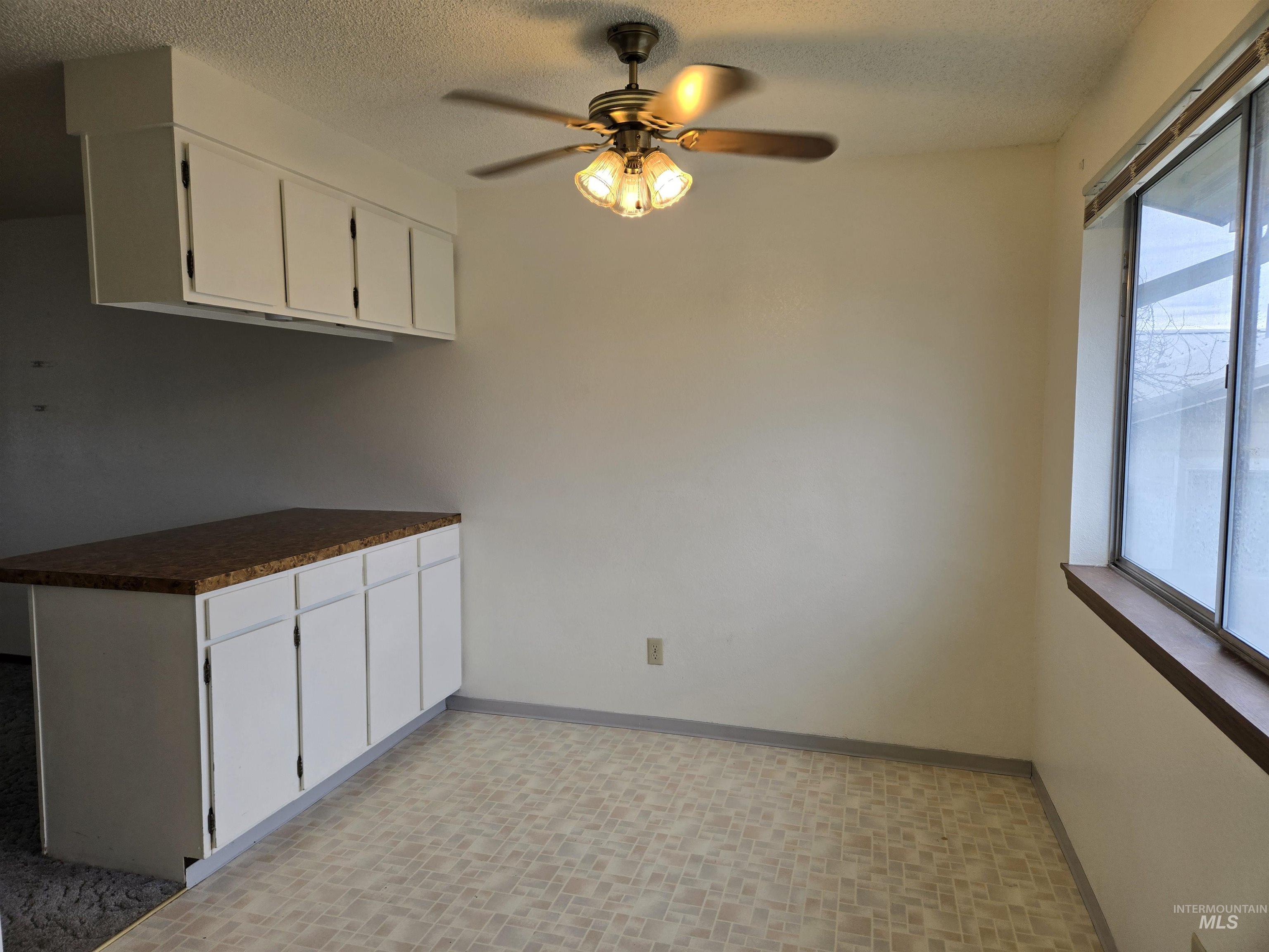 798 Skyhawk Drive, Ontario, Oregon 97914, 3 Bedrooms, 2 Bathrooms, Residential For Sale, Price $275,000, 98975968