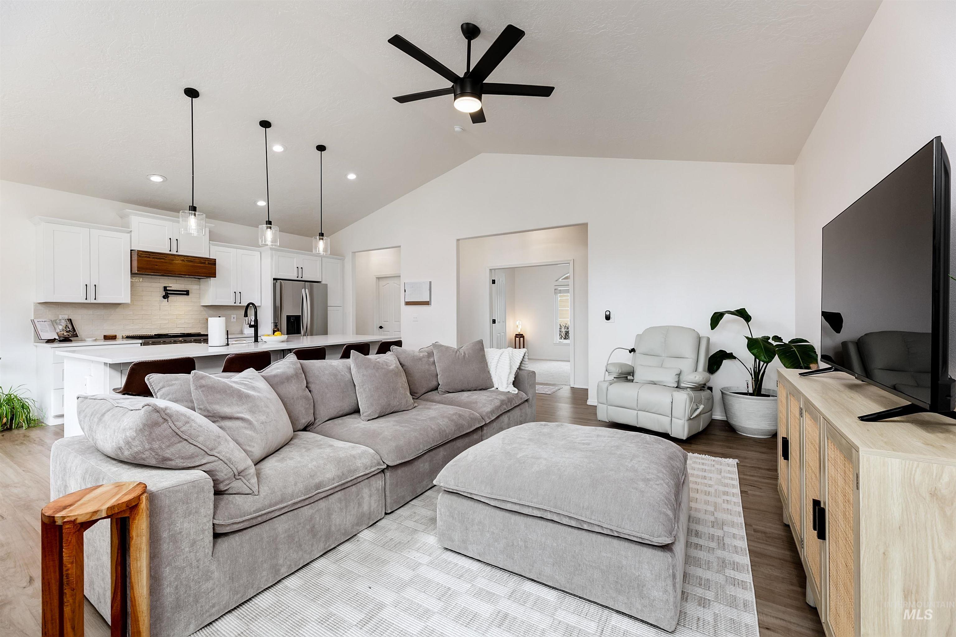 149 S Silverwood Way, Eagle, Idaho 83616, 4 Bedrooms, 2 Bathrooms, Residential For Sale, Price $589,900, 98975971