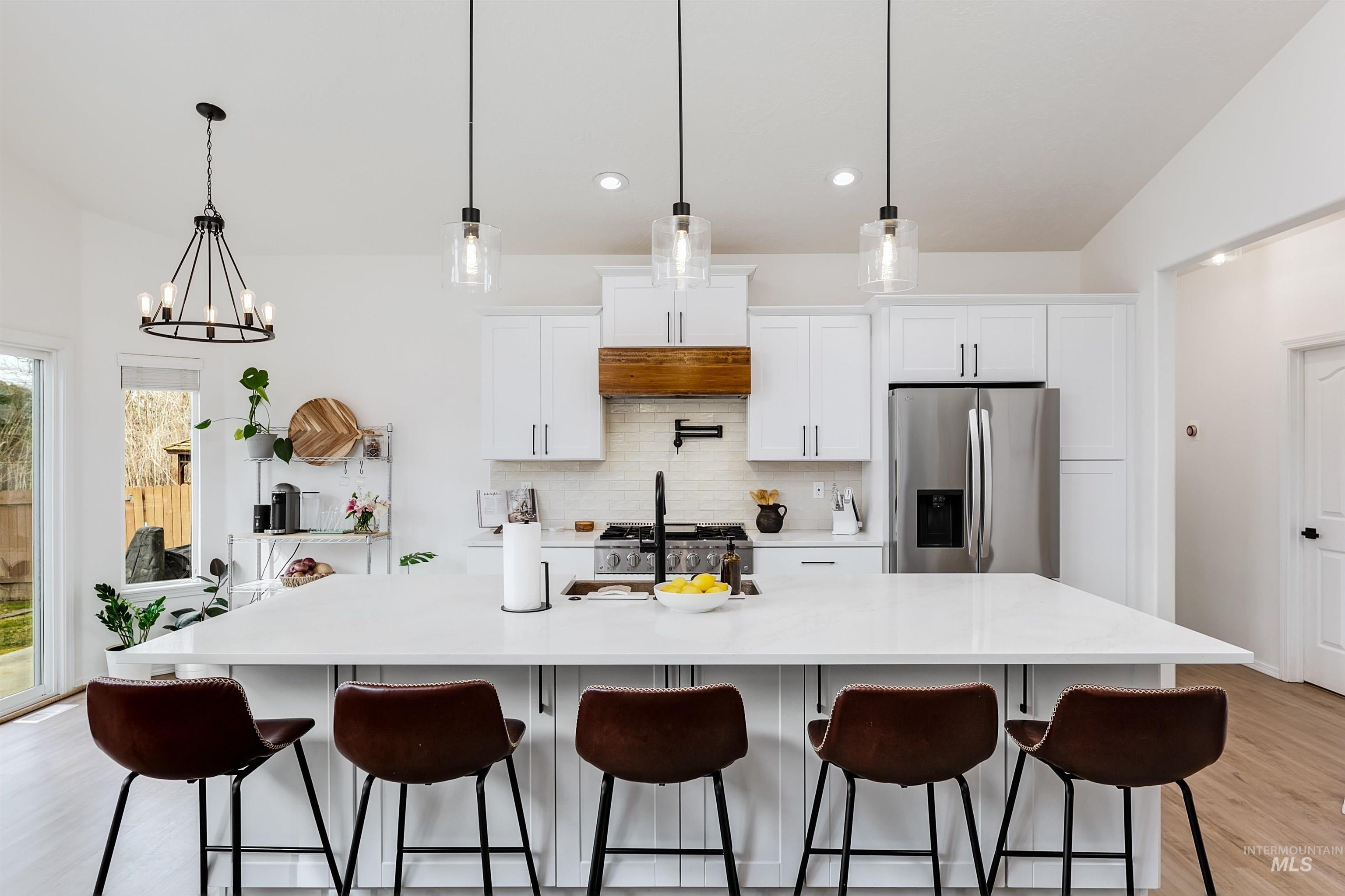 149 S Silverwood Way, Eagle, Idaho 83616, 4 Bedrooms, 2 Bathrooms, Residential For Sale, Price $589,900, 98975971