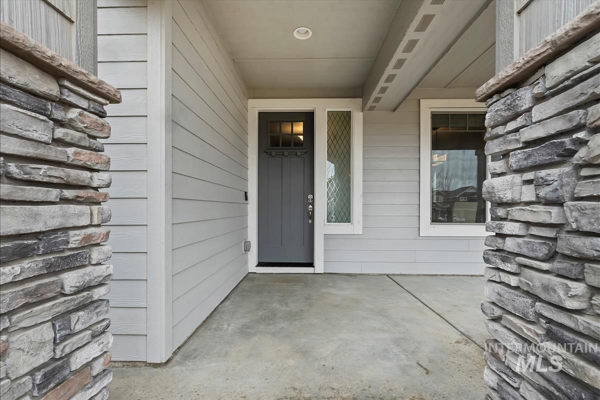 11138 W Troyer Dr, Nampa, Idaho 83686, 4 Bedrooms, 2.5 Bathrooms, Residential For Sale, Price $569,900, 98975972