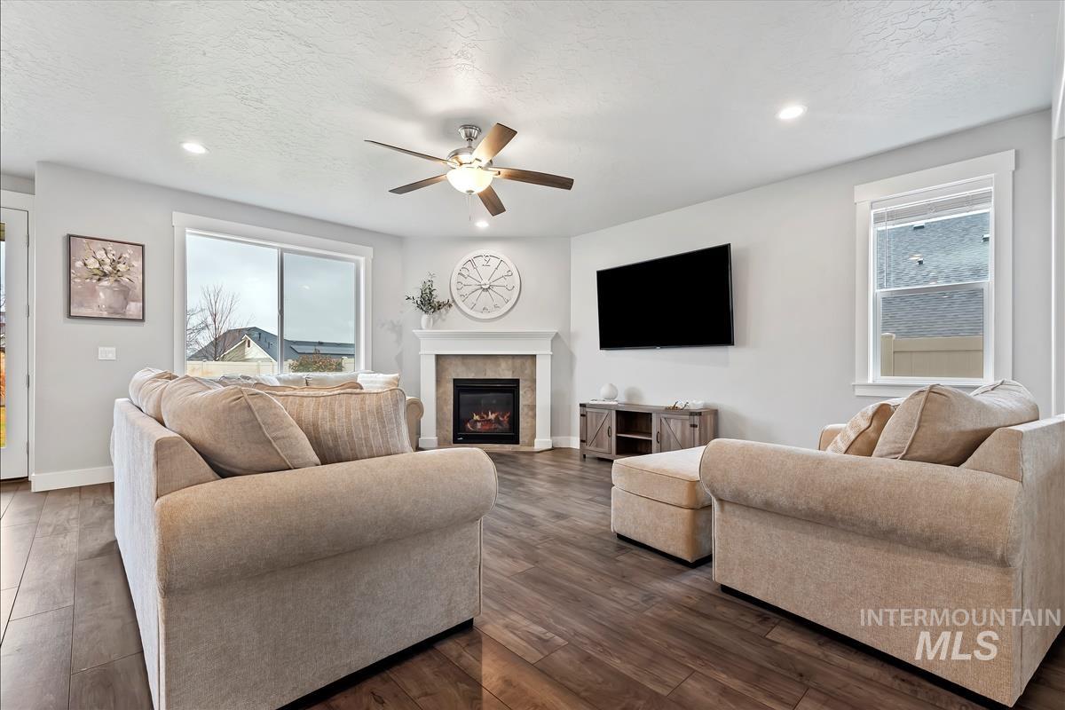 11138 W Troyer Dr, Nampa, Idaho 83686, 4 Bedrooms, 2.5 Bathrooms, Residential For Sale, Price $569,900, 98975972