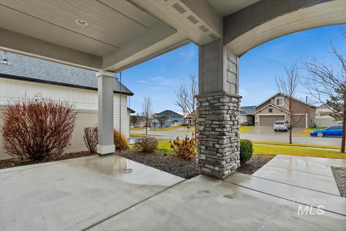 11138 W Troyer Dr, Nampa, Idaho 83686, 4 Bedrooms, 2.5 Bathrooms, Residential For Sale, Price $569,900, 98975972