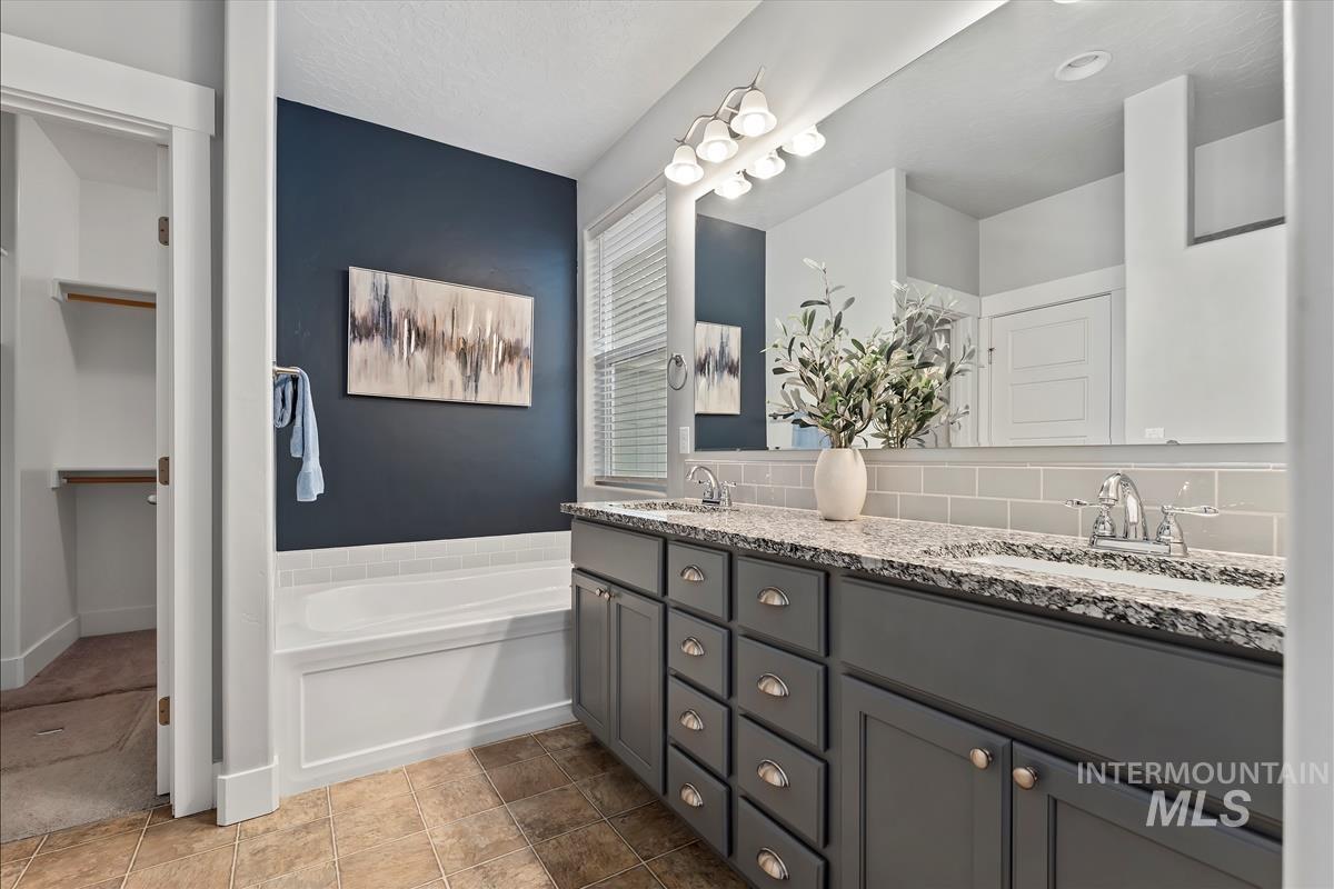 11138 W Troyer Dr, Nampa, Idaho 83686, 4 Bedrooms, 2.5 Bathrooms, Residential For Sale, Price $569,900, 98975972