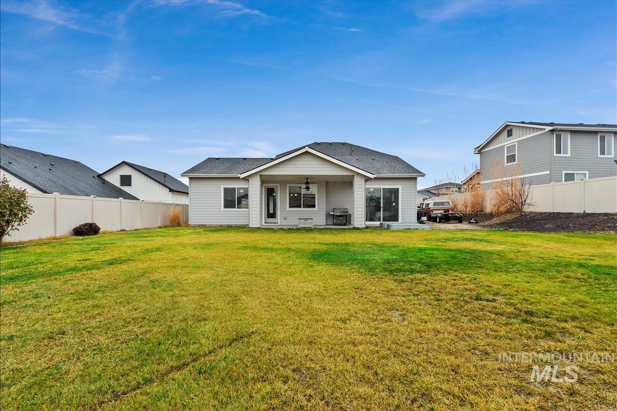 11138 W Troyer Dr, Nampa, Idaho 83686, 4 Bedrooms, 2.5 Bathrooms, Residential For Sale, Price $569,900, 98975972