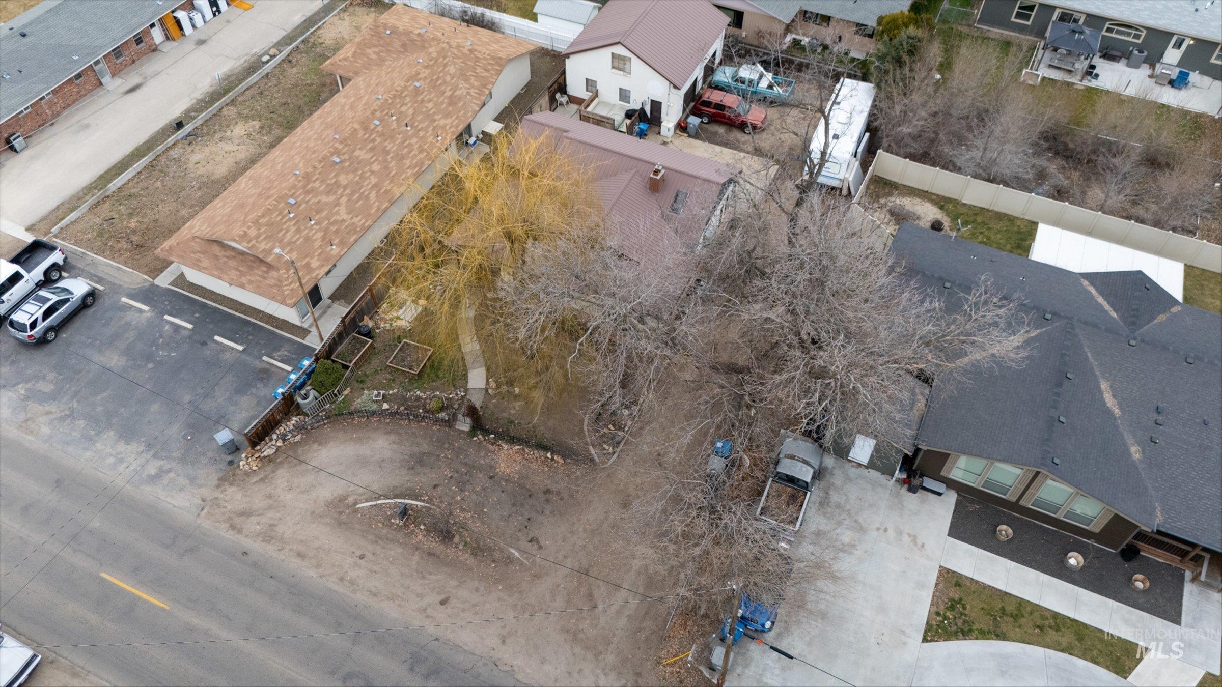 2205 S Kimball Ave, Caldwell, Idaho 83605, 3 Bedrooms, 2 Bathrooms, Residential For Sale, Price $350,000, 98975973