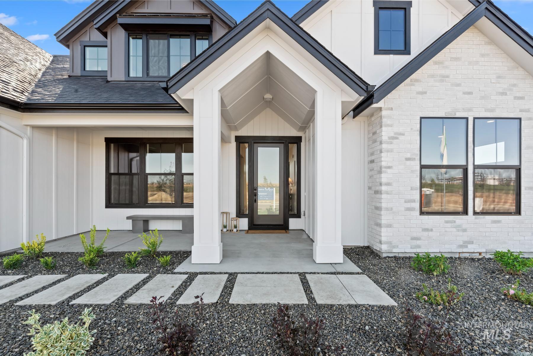 7542 W Flathead Lake St, Eagle, Idaho 83616, 4 Bedrooms, 3.5 Bathrooms, Residential For Sale, Price $1,099,900,MLS 98975974