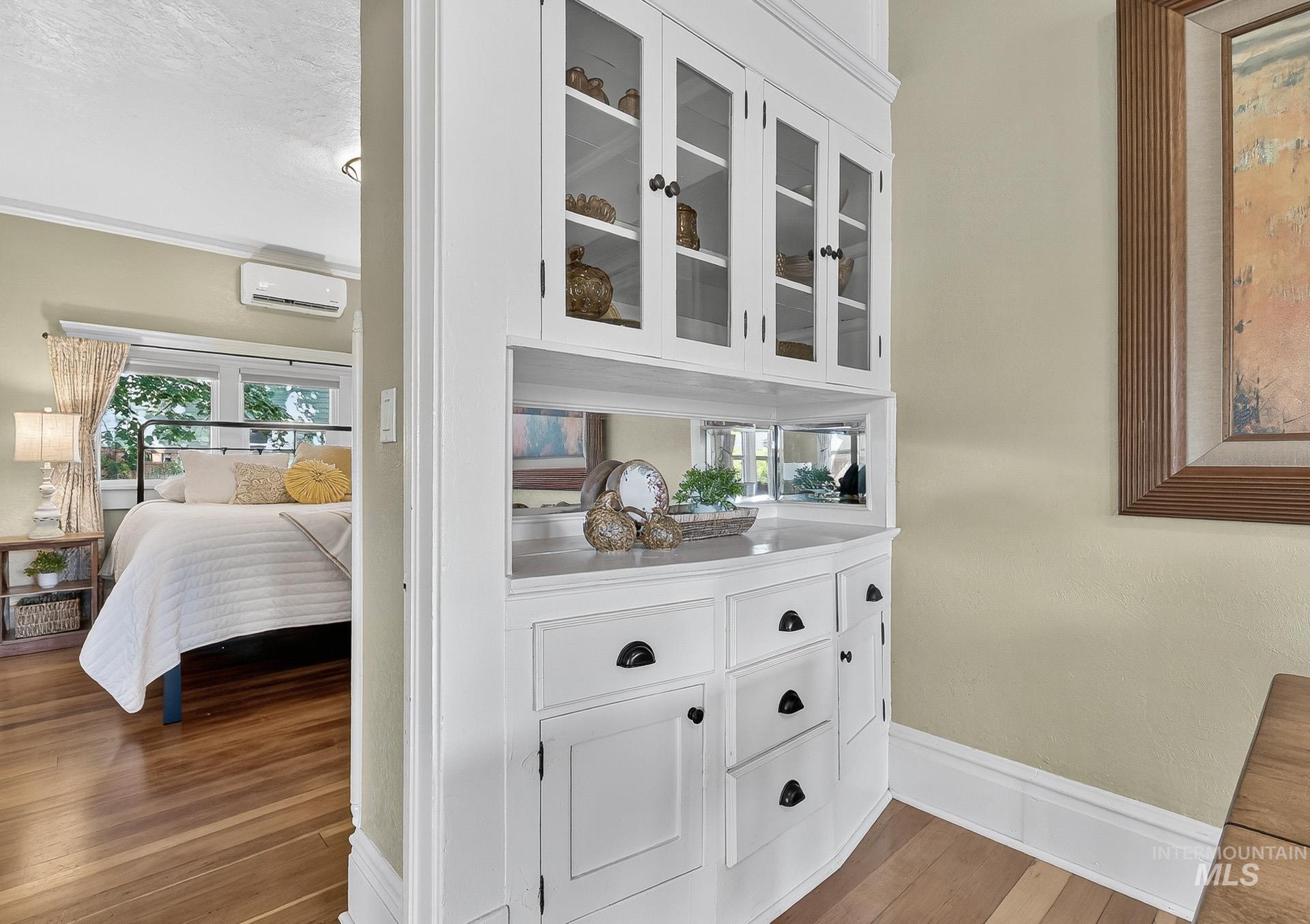 1703 N Hartman St., Boise, Idaho 83704, 2 Bedrooms, 1 Bathroom, Residential For Sale, Price $509,000, 98975976