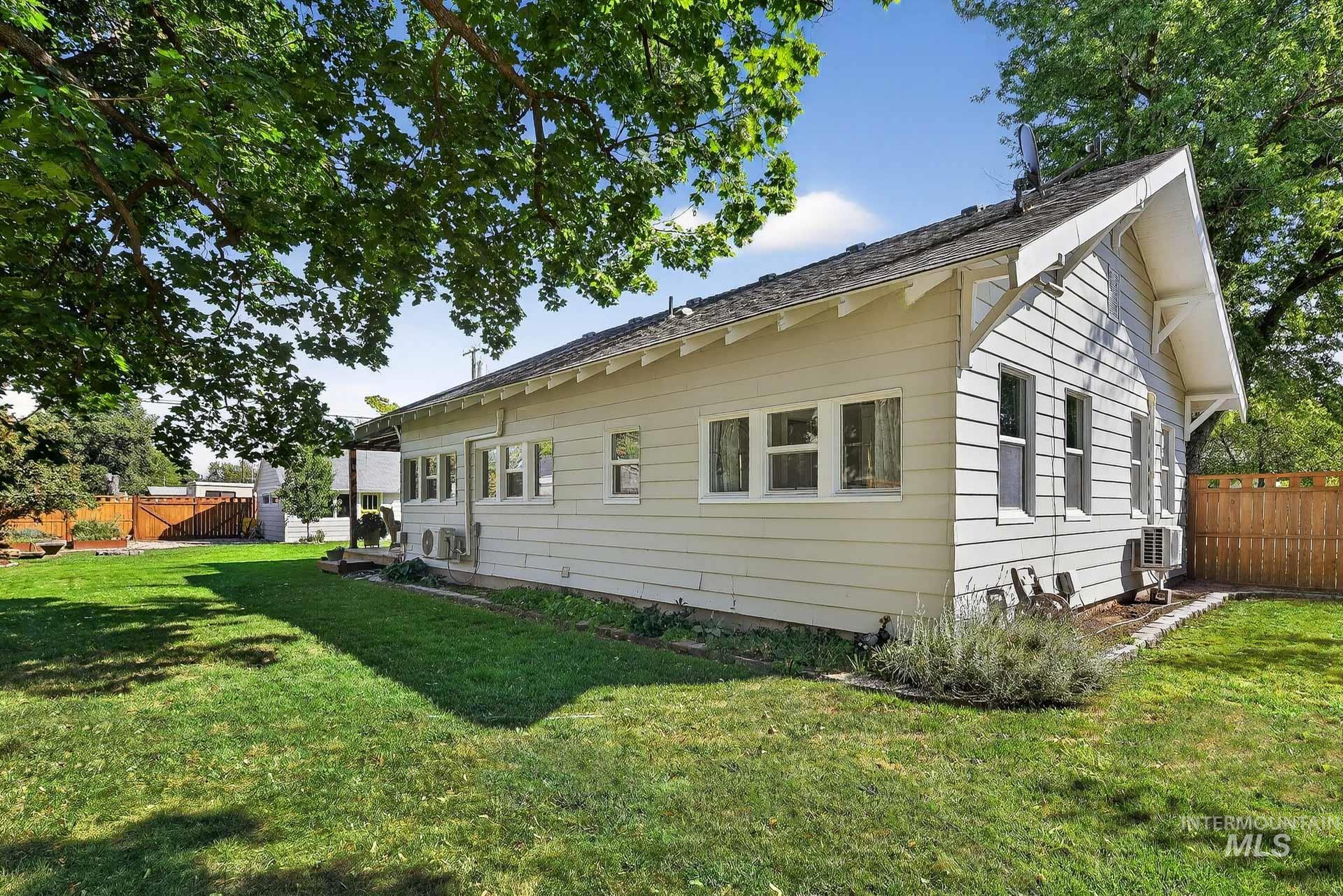 1703 N Hartman St., Boise, Idaho 83704, 2 Bedrooms, 1 Bathroom, Residential For Sale, Price $509,000, 98975976