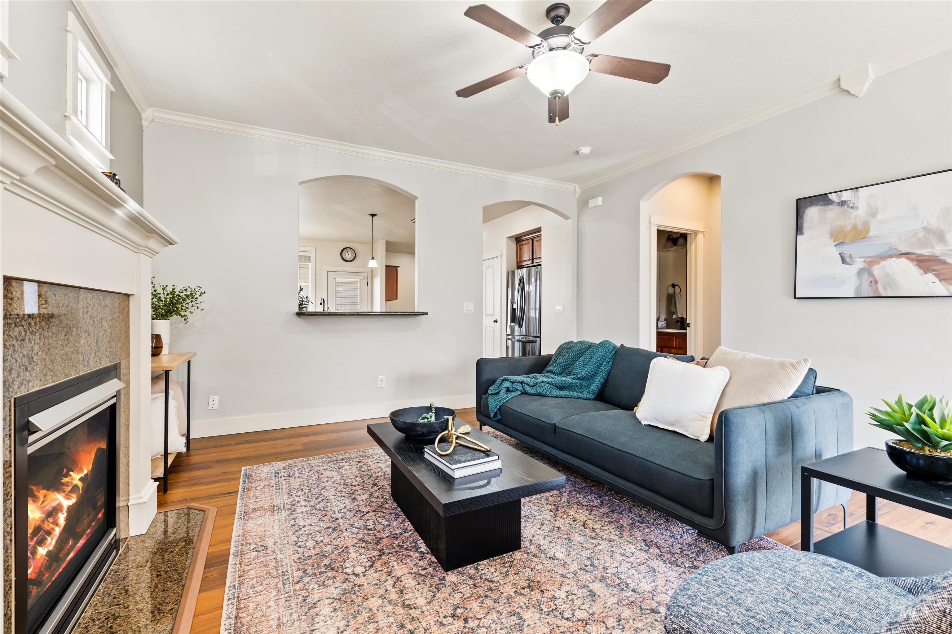 948 E Shadow Creek Ln, Eagle, Idaho 83616, 3 Bedrooms, 2.5 Bathrooms, Residential For Sale, Price $549,000, 98975977