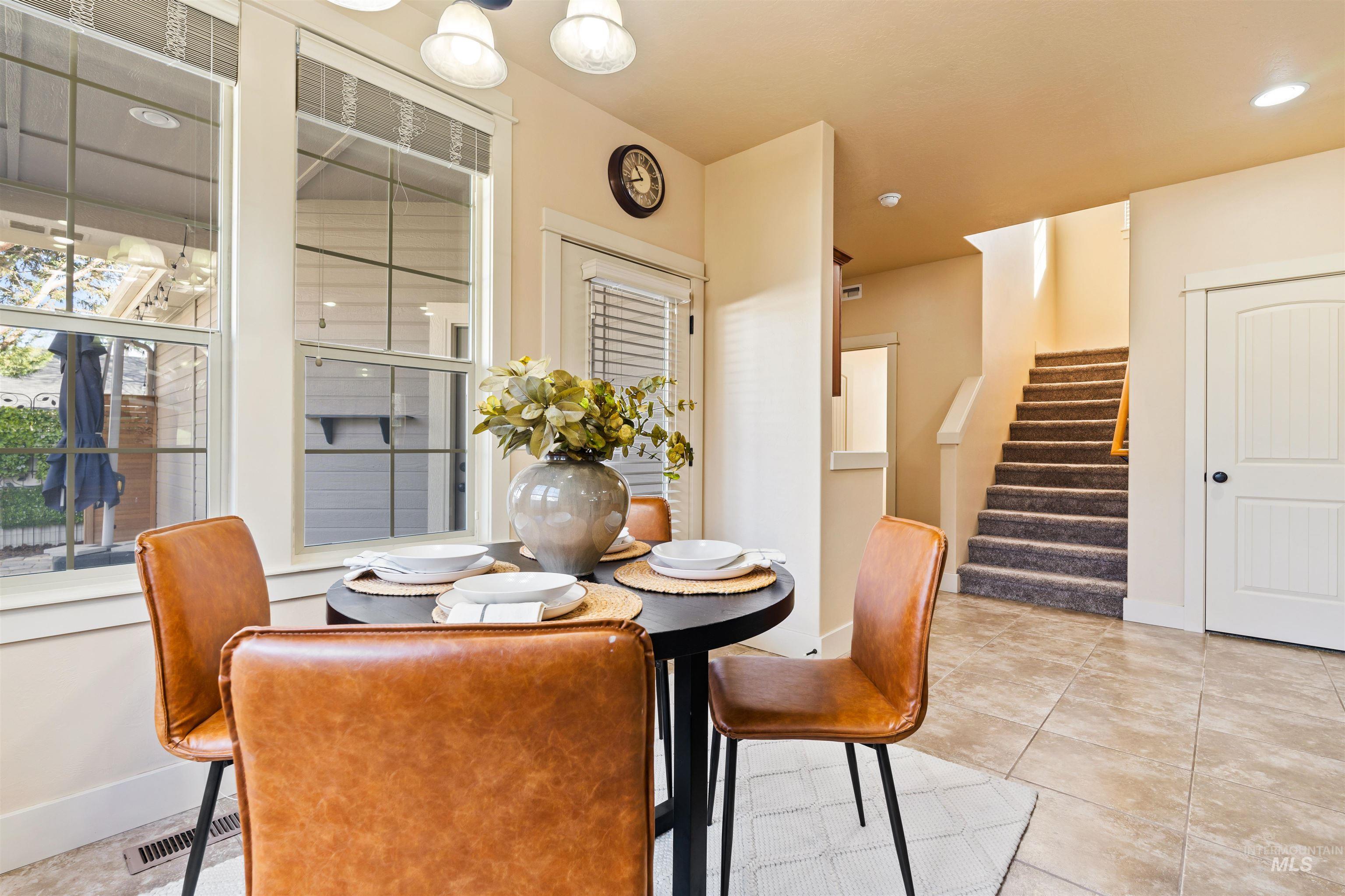 948 E Shadow Creek Ln, Eagle, Idaho 83616, 3 Bedrooms, 2.5 Bathrooms, Residential For Sale, Price $549,000, 98975977