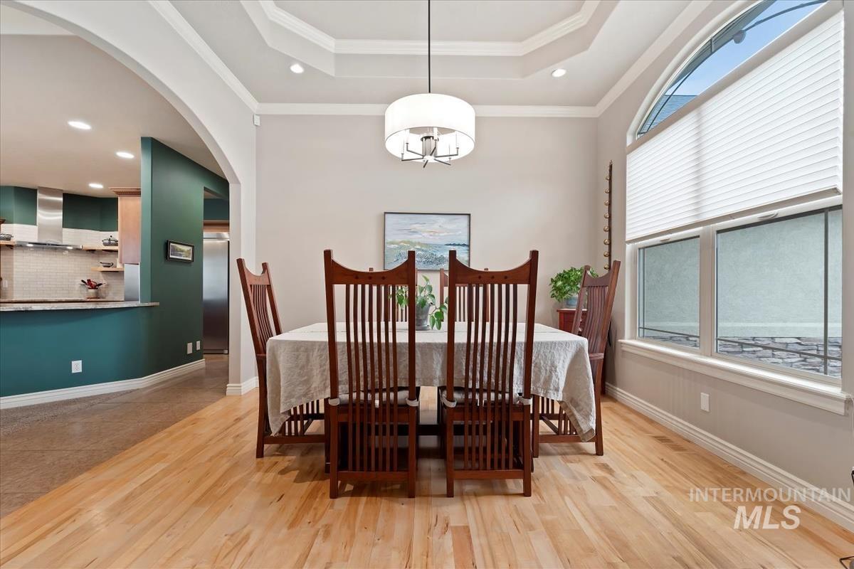 4243 E Switzer, Nampa, Idaho 83686-1260, 5 Bedrooms, 4.5 Bathrooms, Residential For Sale, Price $1,297,736,MLS 98975978