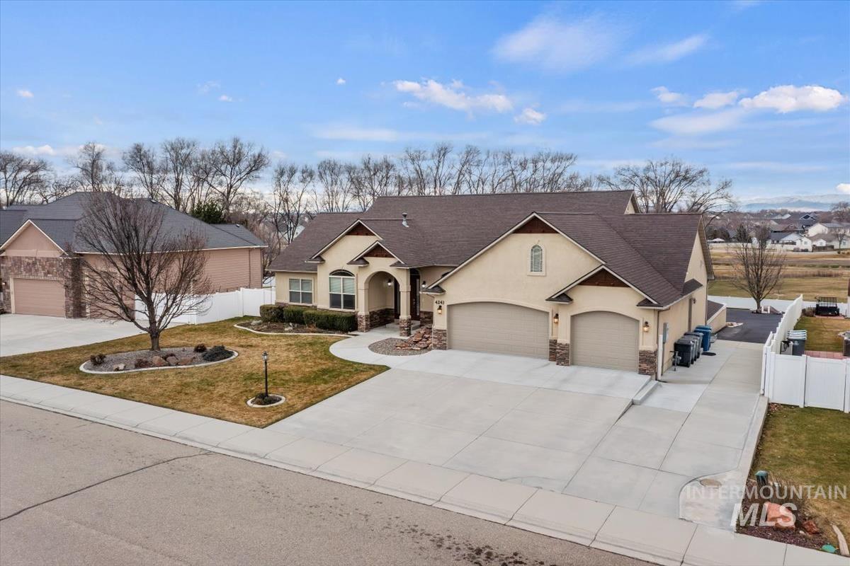 4243 E Switzer, Nampa, Idaho 83686-1260, 5 Bedrooms, 4.5 Bathrooms, Residential For Sale, Price $1,297,736,MLS 98975978