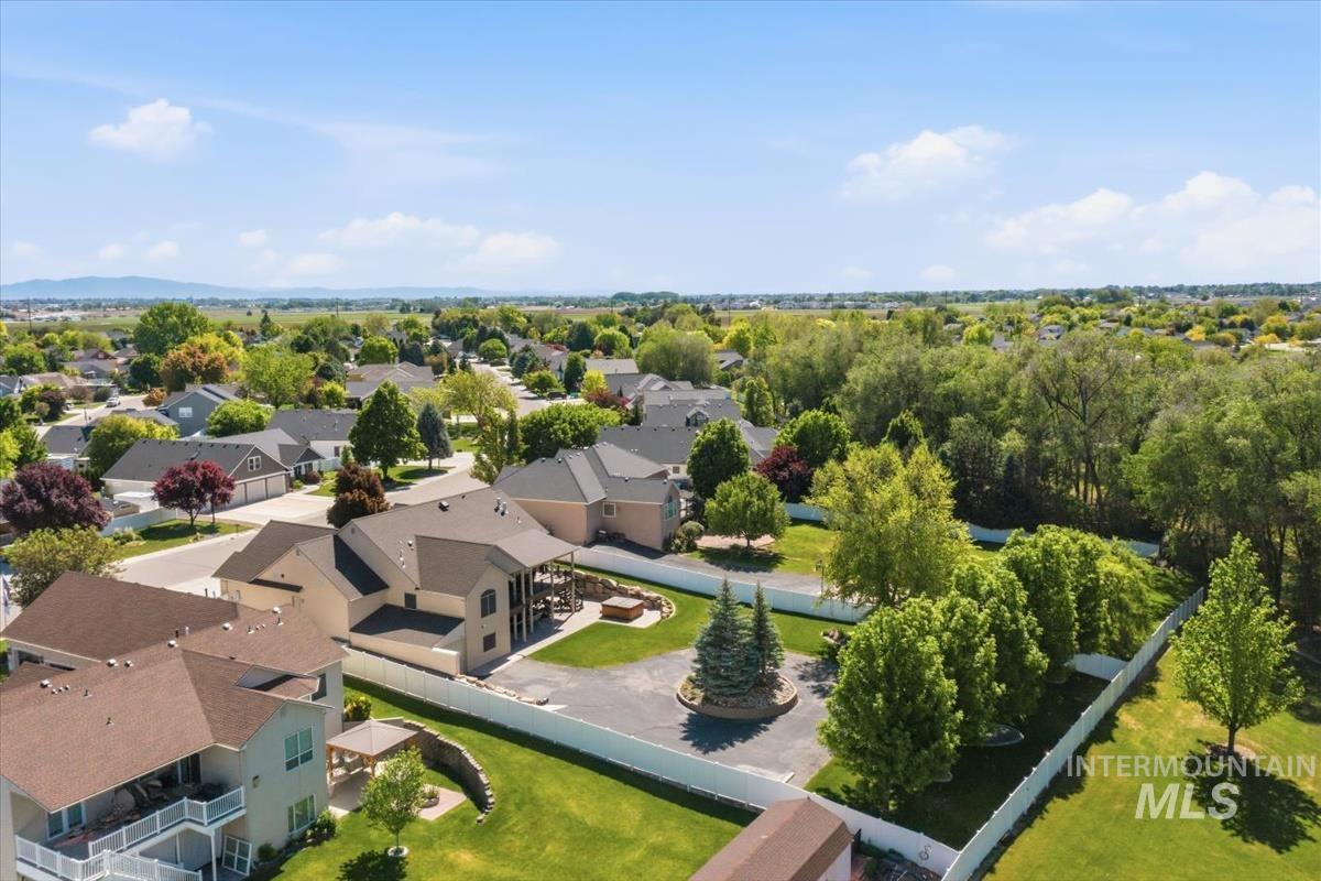 4243 E Switzer, Nampa, Idaho 83686-1260, 5 Bedrooms, 4.5 Bathrooms, Residential For Sale, Price $1,239,736, 98975978