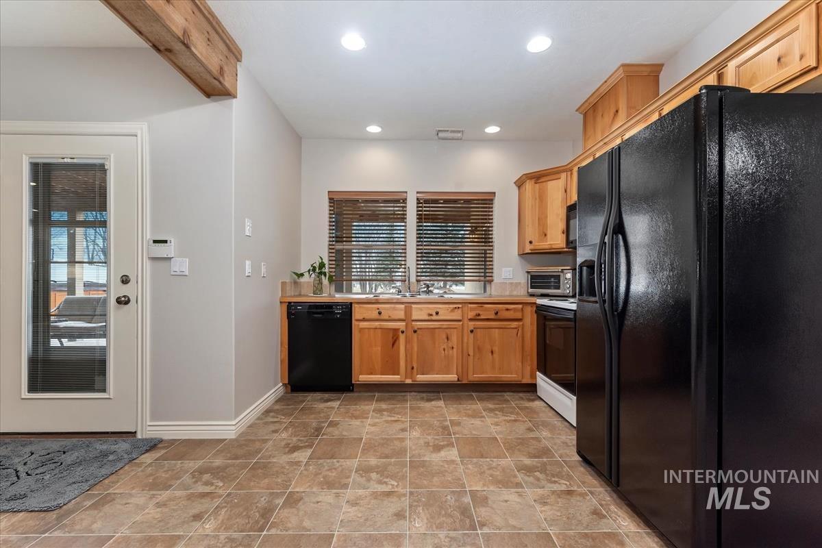 4243 E Switzer, Nampa, Idaho 83686-1260, 5 Bedrooms, 4.5 Bathrooms, Residential For Sale, Price $1,297,736,MLS 98975978