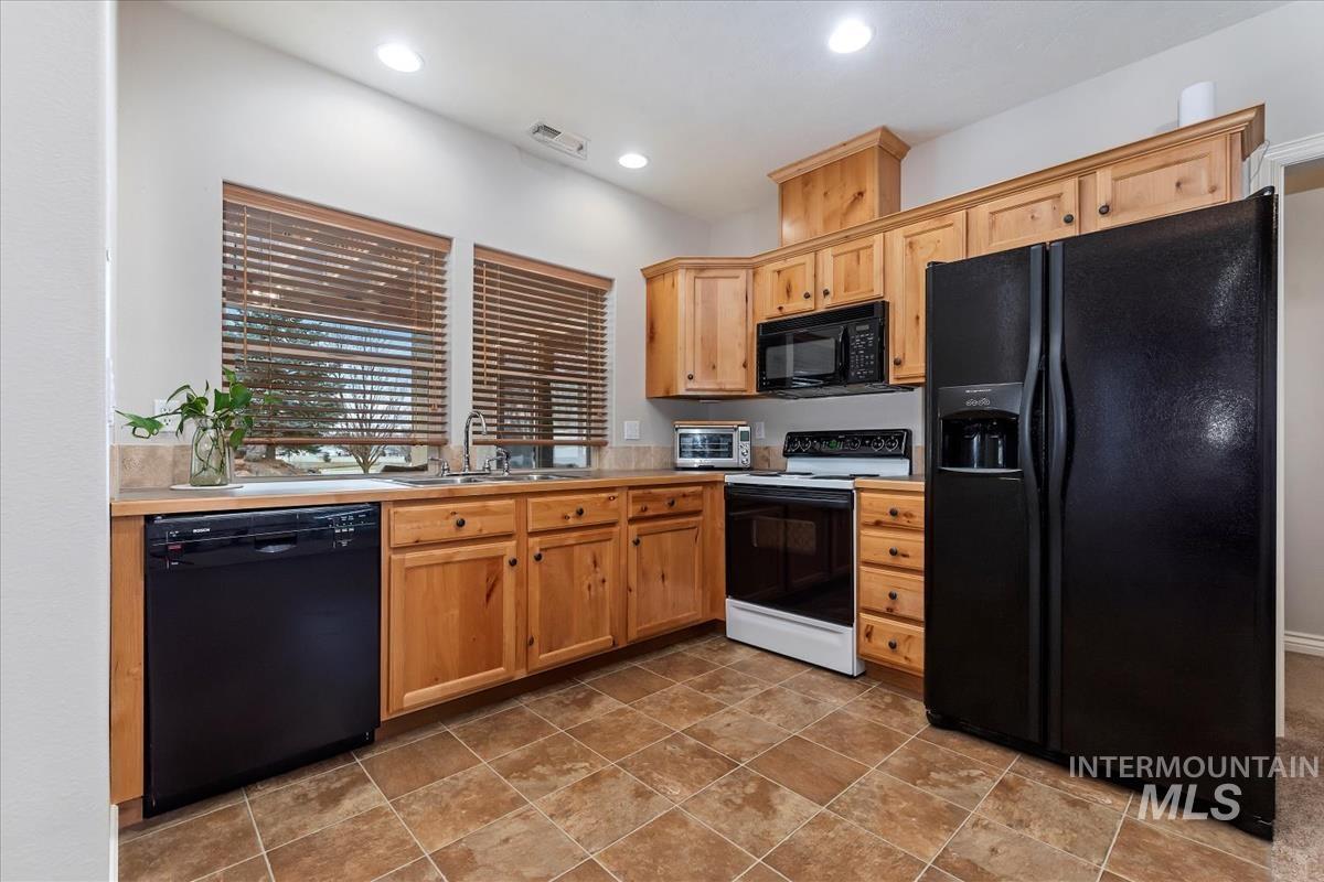 4243 E Switzer, Nampa, Idaho 83686-1260, 5 Bedrooms, 4.5 Bathrooms, Residential For Sale, Price $1,297,736,MLS 98975978