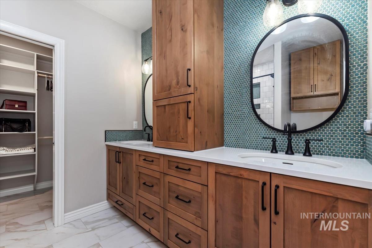 4243 E Switzer, Nampa, Idaho 83686-1260, 5 Bedrooms, 4.5 Bathrooms, Residential For Sale, Price $1,297,736,MLS 98975978