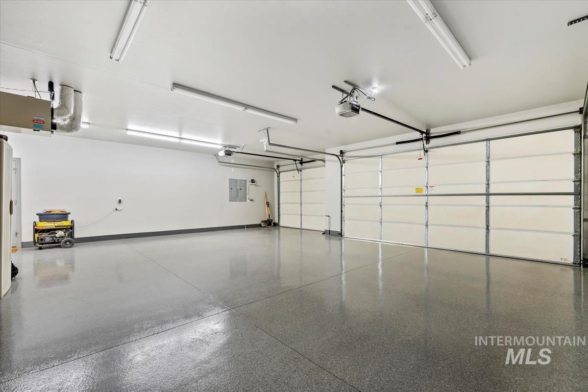 4243 E Switzer, Nampa, Idaho 83686-1260, 5 Bedrooms, 4.5 Bathrooms, Residential For Sale, Price $1,297,736,MLS 98975978