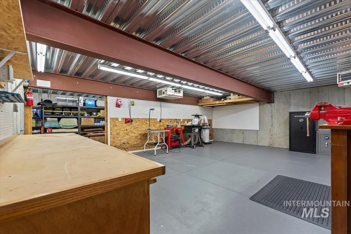 4243 E Switzer, Nampa, Idaho 83686-1260, 5 Bedrooms, 4.5 Bathrooms, Residential For Sale, Price $1,297,736,MLS 98975978