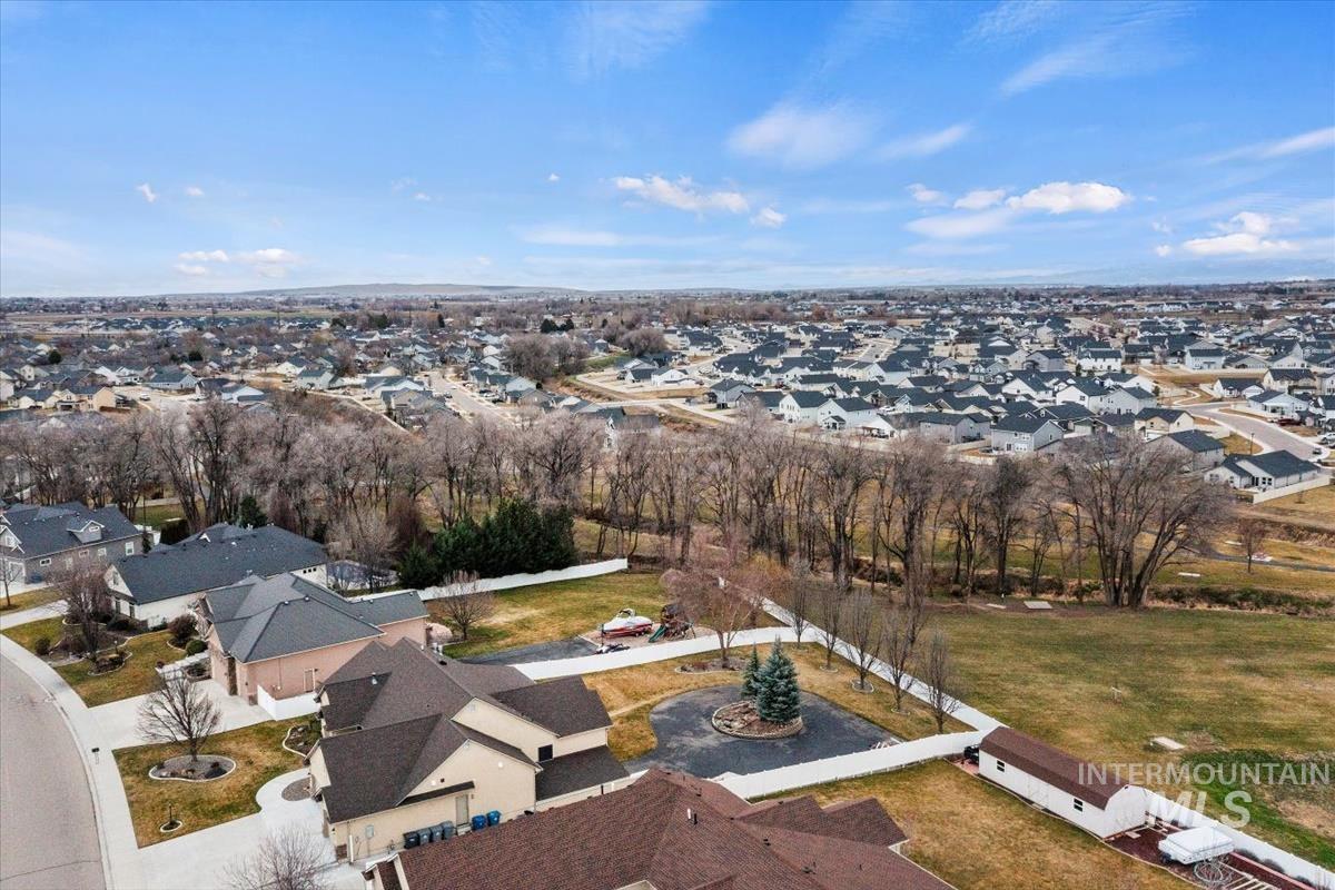 4243 E Switzer, Nampa, Idaho 83686-1260, 5 Bedrooms, 4.5 Bathrooms, Residential For Sale, Price $1,297,736,MLS 98975978