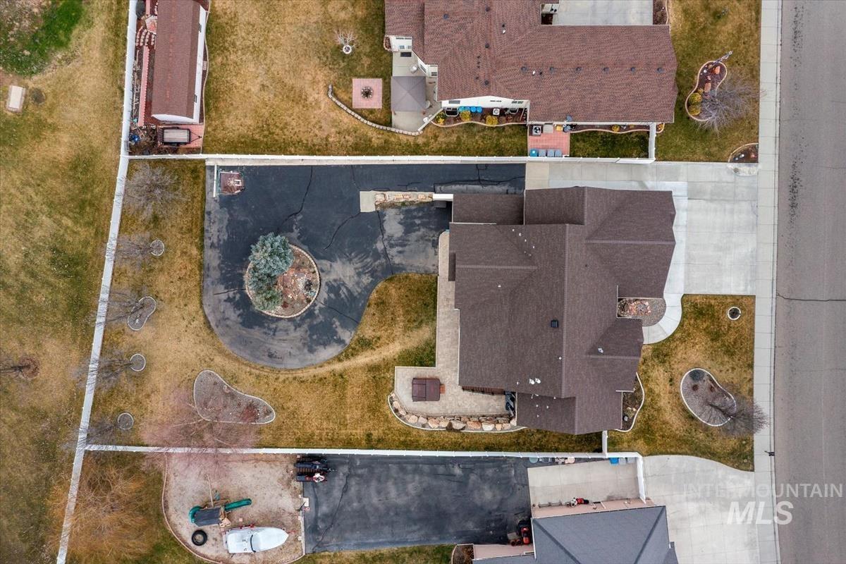 4243 E Switzer, Nampa, Idaho 83686-1260, 5 Bedrooms, 4.5 Bathrooms, Residential For Sale, Price $1,297,736,MLS 98975978