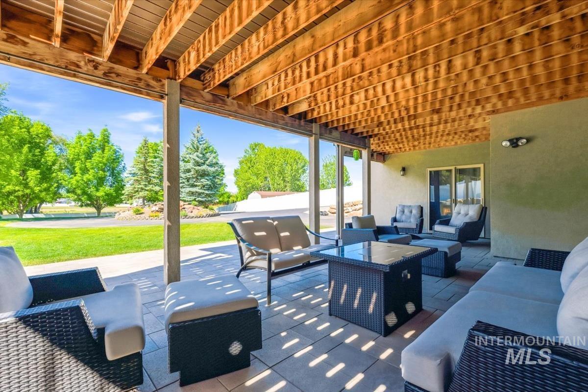 4243 E Switzer, Nampa, Idaho 83686-1260, 5 Bedrooms, 4.5 Bathrooms, Residential For Sale, Price $1,239,736, 98975978
