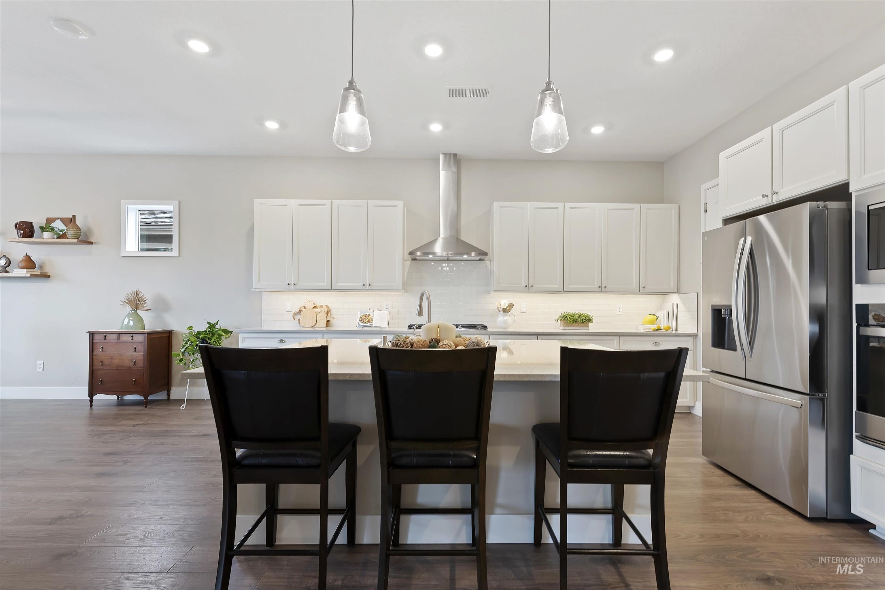 11723 S Glory Lane, Kuna, Idaho 83634, 3 Bedrooms, 3.5 Bathrooms, Residential For Sale, Price $699,900, 98975980