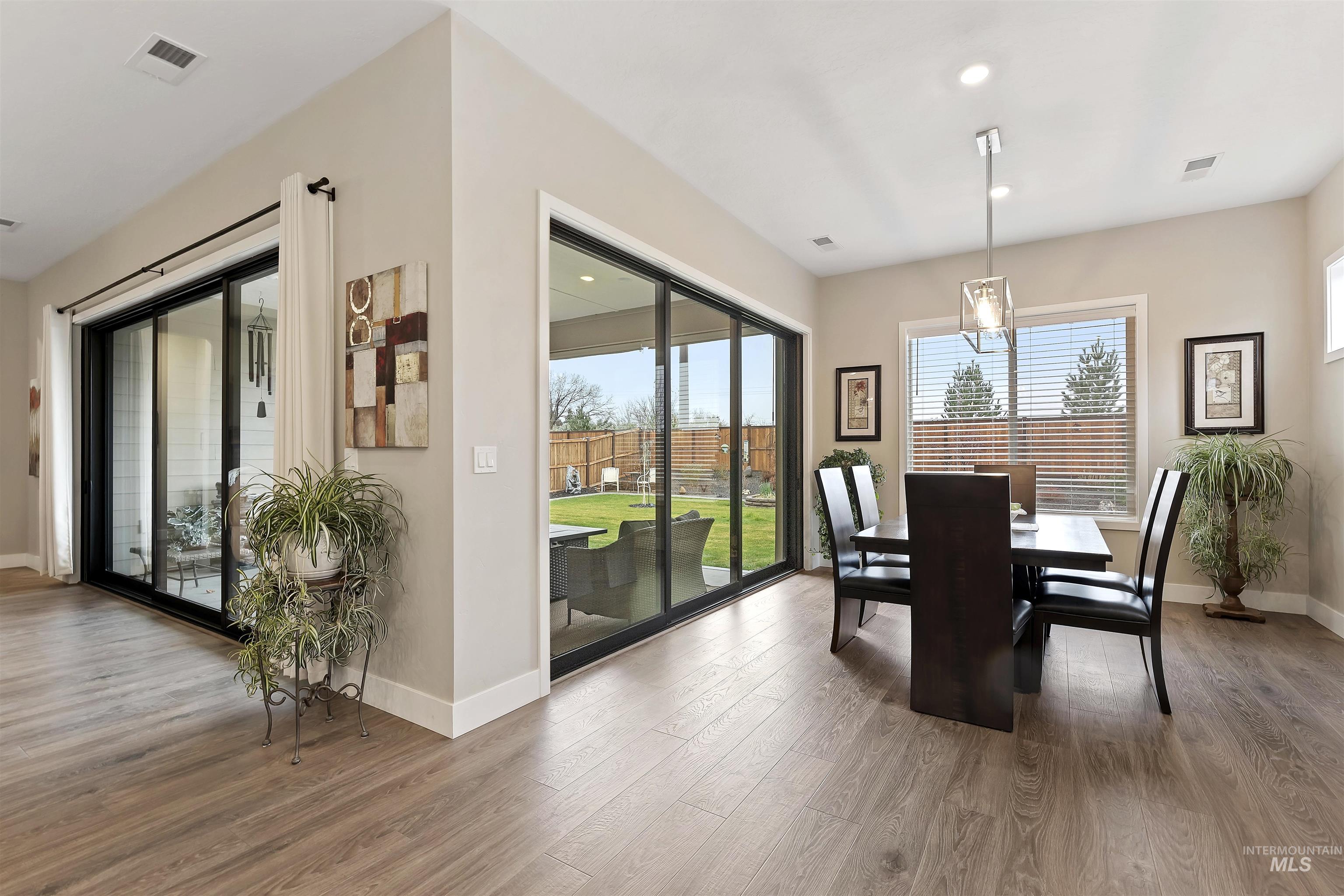 11723 S Glory Lane, Kuna, Idaho 83634, 3 Bedrooms, 3.5 Bathrooms, Residential For Sale, Price $699,900, 98975980