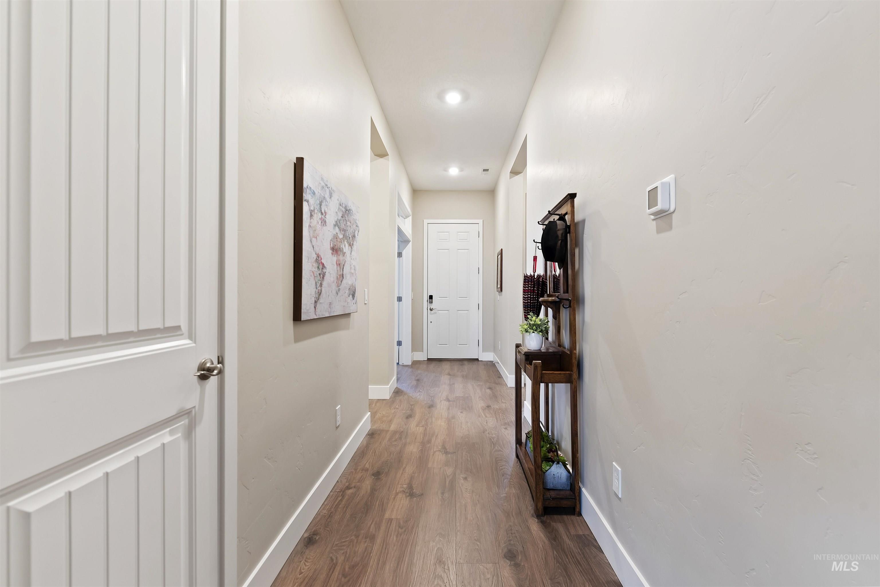 11723 S Glory Lane, Kuna, Idaho 83634, 3 Bedrooms, 3.5 Bathrooms, Residential For Sale, Price $699,900, 98975980