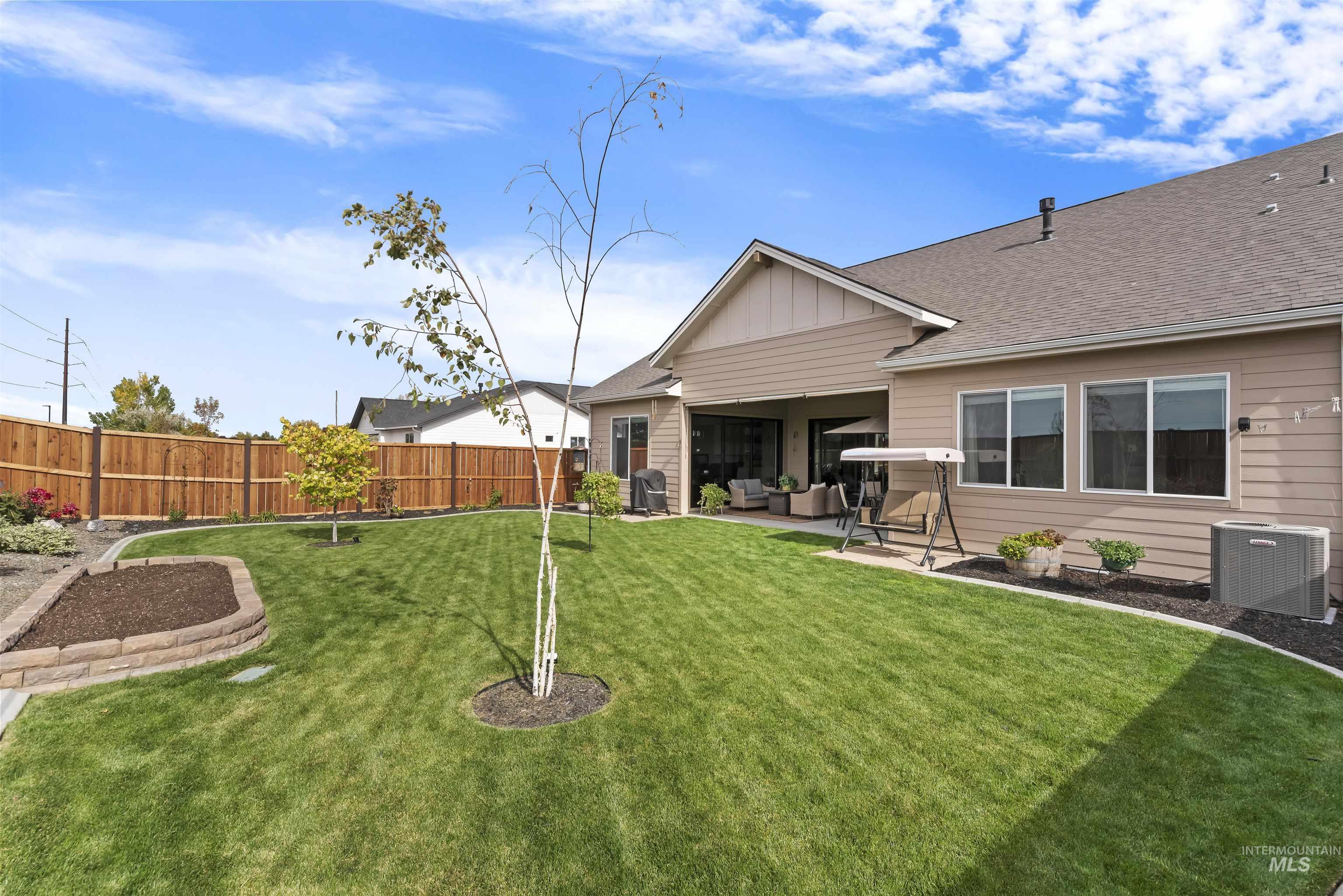 11723 S Glory Lane, Kuna, Idaho 83634, 3 Bedrooms, 3.5 Bathrooms, Residential For Sale, Price $699,900, 98975980