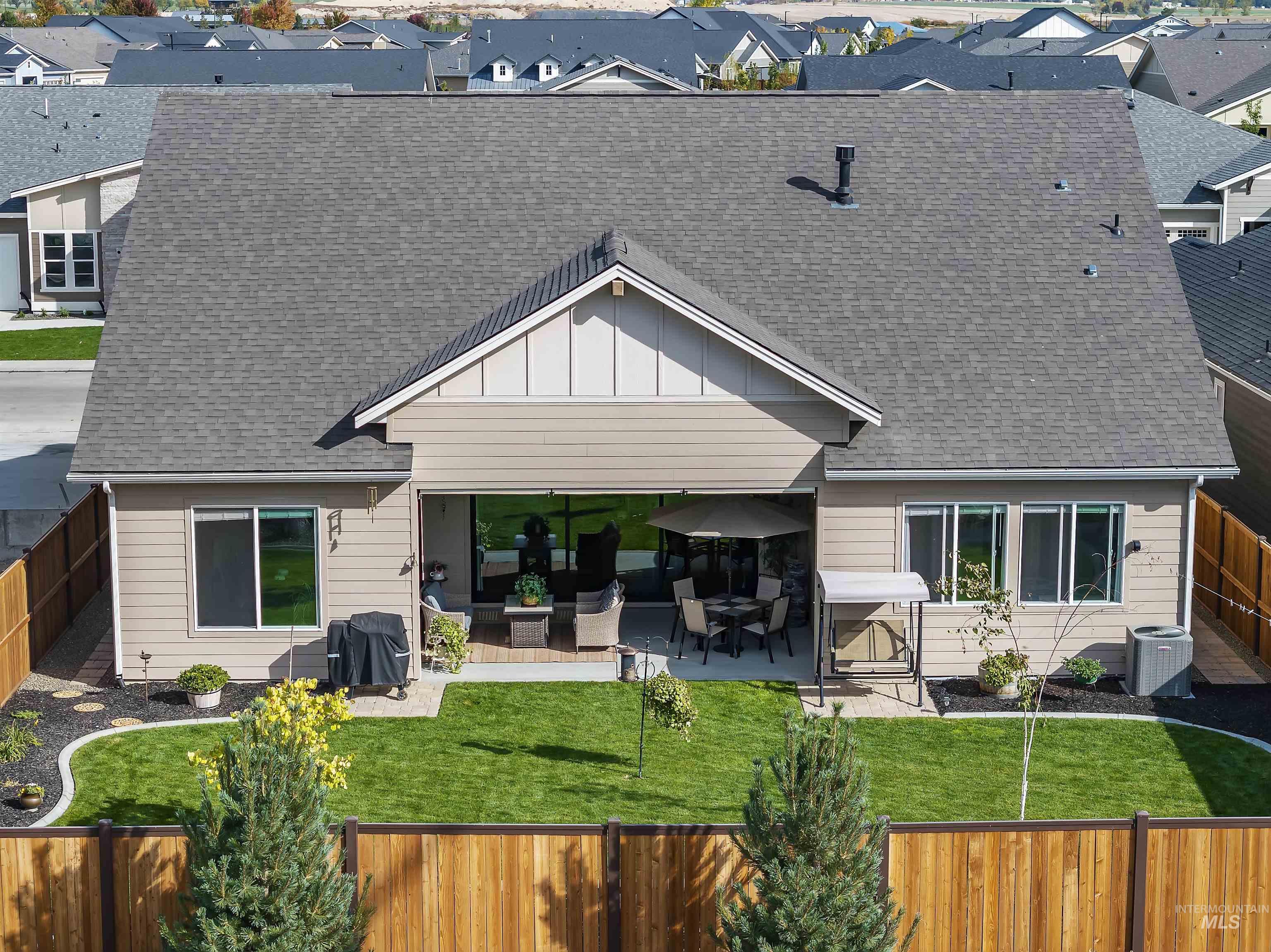 11723 S Glory Lane, Kuna, Idaho 83634, 3 Bedrooms, 3.5 Bathrooms, Residential For Sale, Price $699,900, 98975980