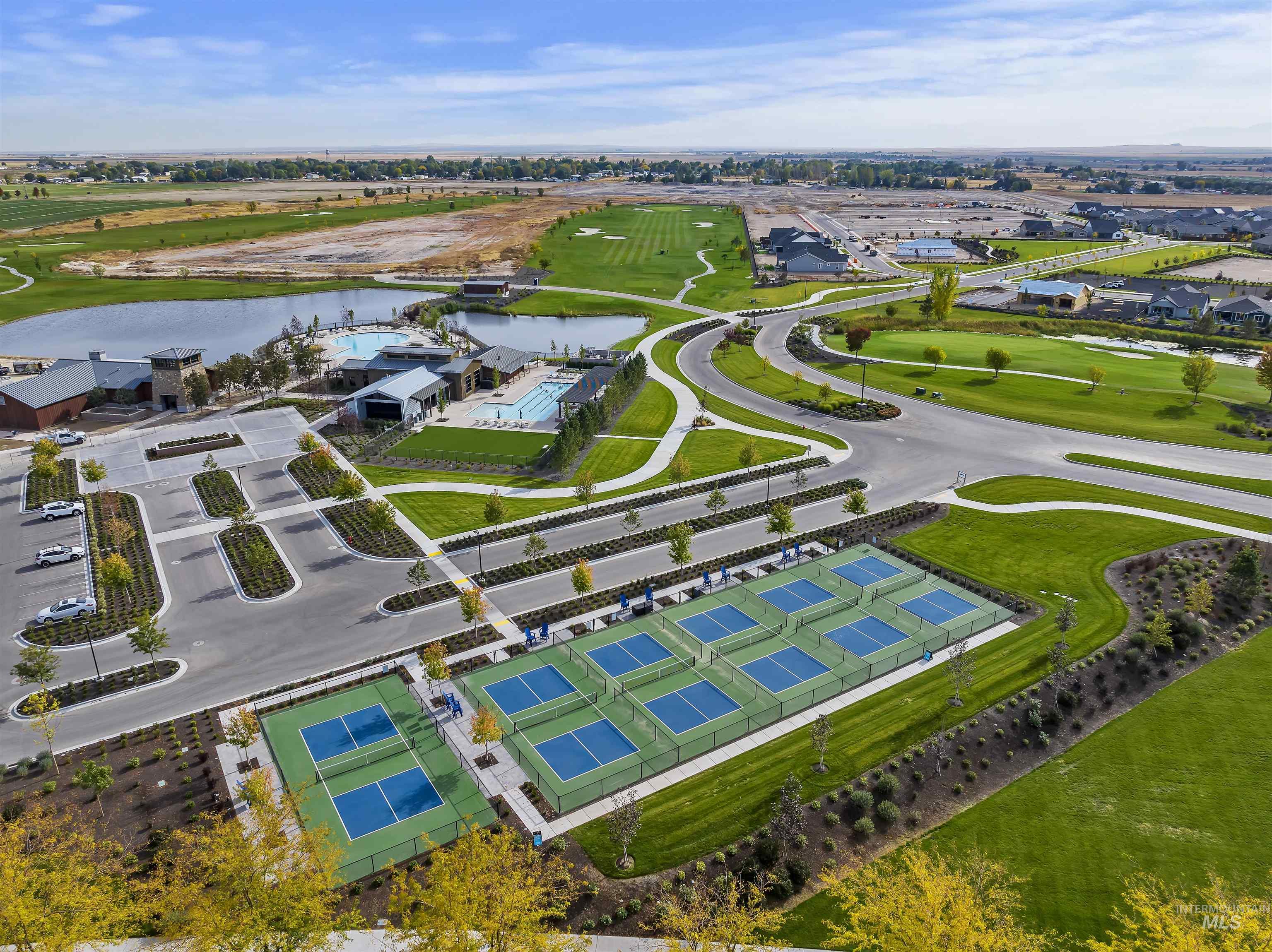 11723 S Glory Lane, Kuna, Idaho 83634, 3 Bedrooms, 3.5 Bathrooms, Residential For Sale, Price $699,900, 98975980