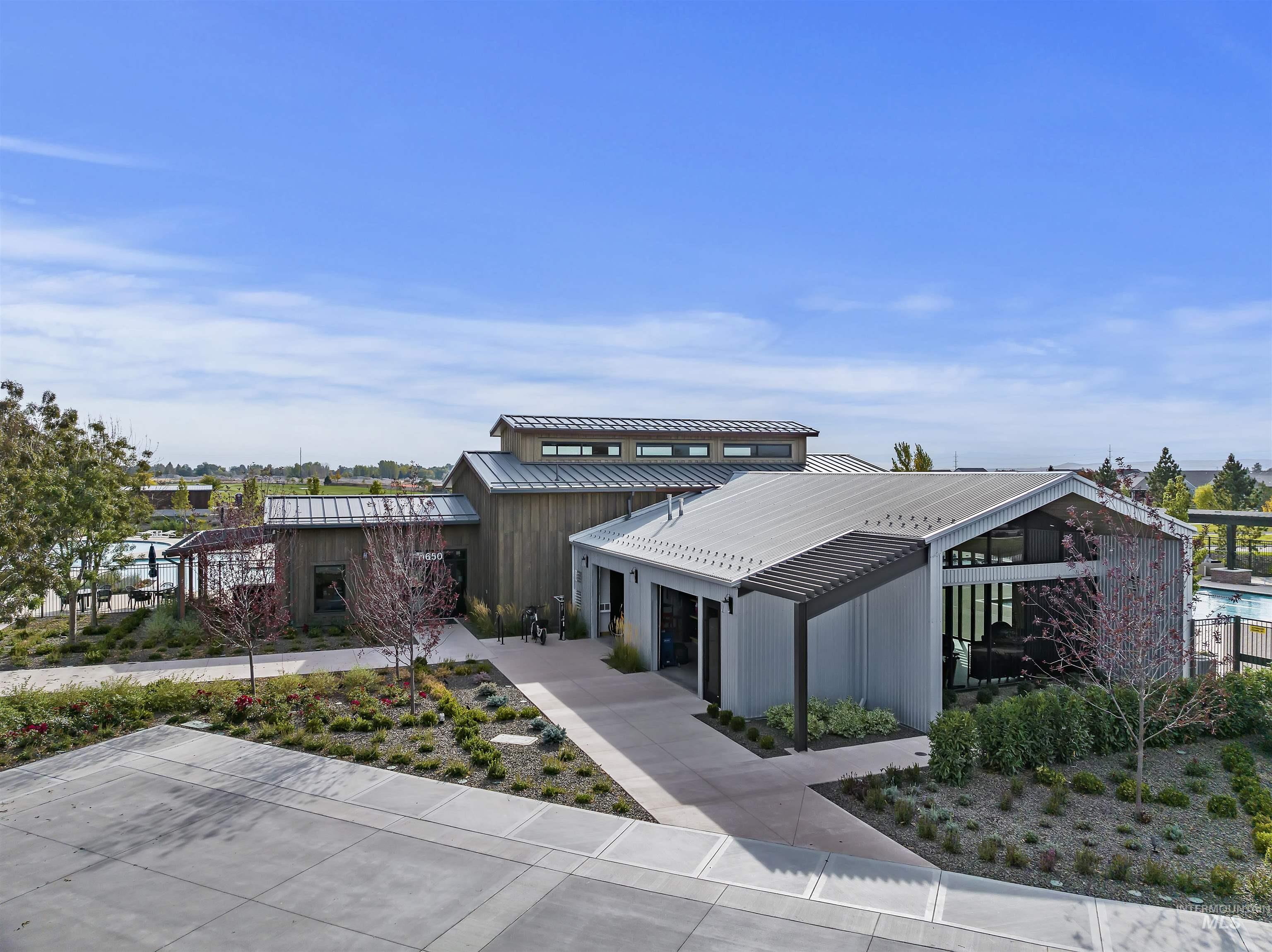 11723 S Glory Lane, Kuna, Idaho 83634, 3 Bedrooms, 3.5 Bathrooms, Residential For Sale, Price $699,900, 98975980