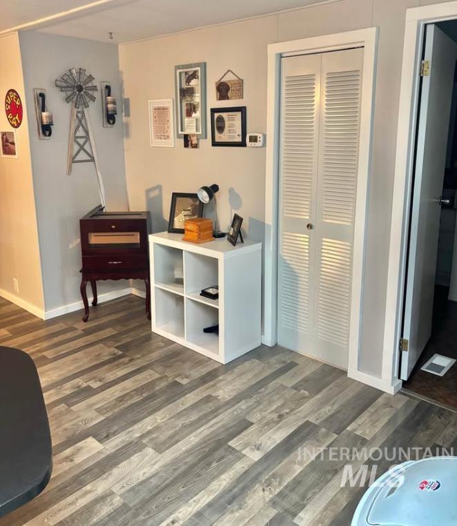 3181 W Alpine St, Boise, Idaho 83705, 2 Bedrooms, 2 Bathrooms, Residential For Sale, Price $135,000,MLS 98975981