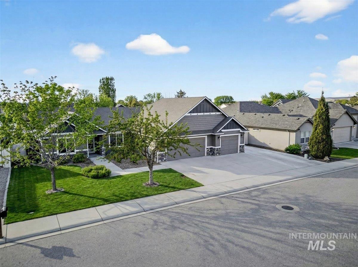 1103 Palace Ave, Emmett, Idaho 83617, 3 Bedrooms, 2 Bathrooms, Residential For Sale, Price $525,000, 98975984