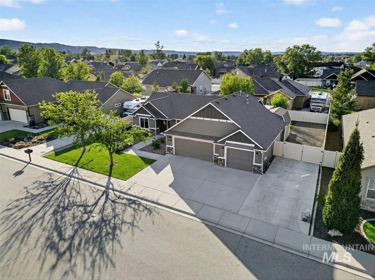 1103 Palace Ave, Emmett, Idaho 83617, 3 Bedrooms, 2 Bathrooms, Residential For Sale, Price $525,000, 98975984