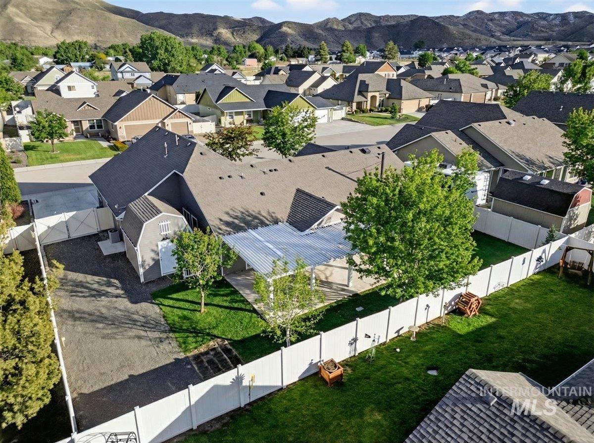 1103 Palace Ave, Emmett, Idaho 83617, 3 Bedrooms, 2 Bathrooms, Residential For Sale, Price $525,000, 98975984