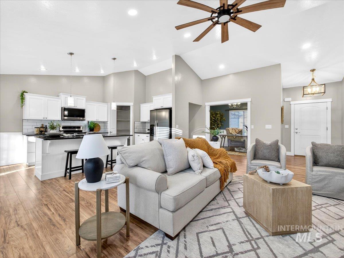 1103 Palace Ave, Emmett, Idaho 83617, 3 Bedrooms, 2 Bathrooms, Residential For Sale, Price $525,000, 98975984