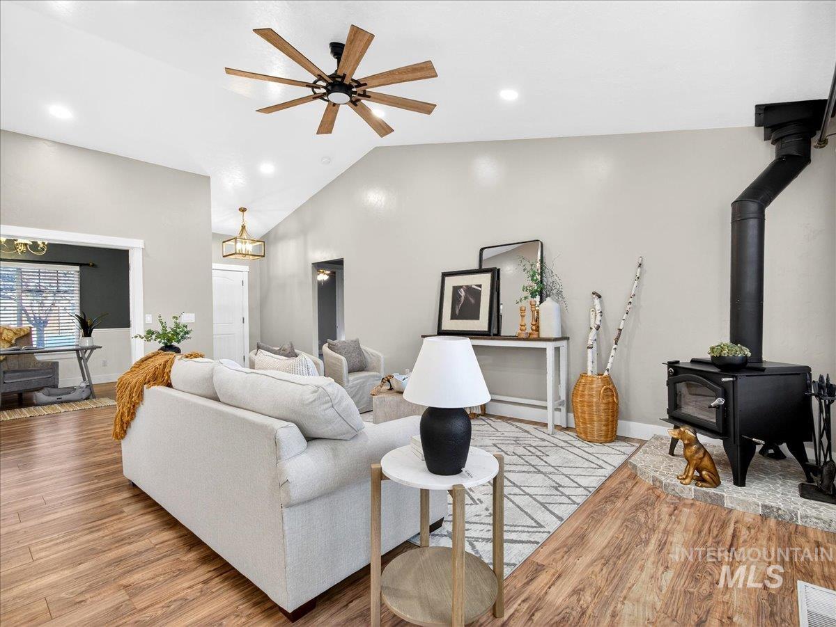 1103 Palace Ave, Emmett, Idaho 83617, 3 Bedrooms, 2 Bathrooms, Residential For Sale, Price $525,000, 98975984