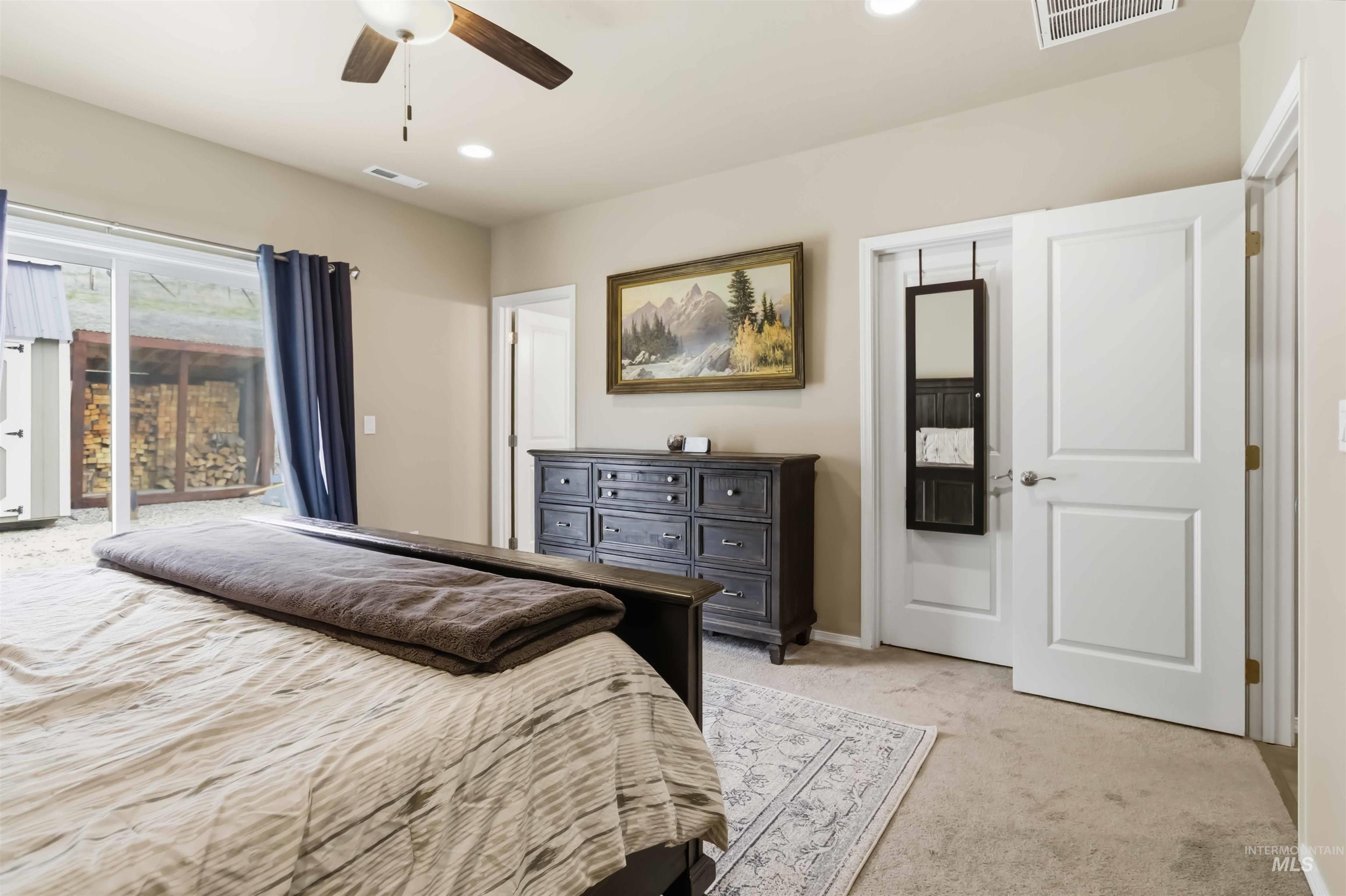 25 River Ridge Court, Horseshoe Bend, Idaho 83629, 4 Bedrooms, 2 Bathrooms, Residential For Sale, Price $799,900,MLS 98975985