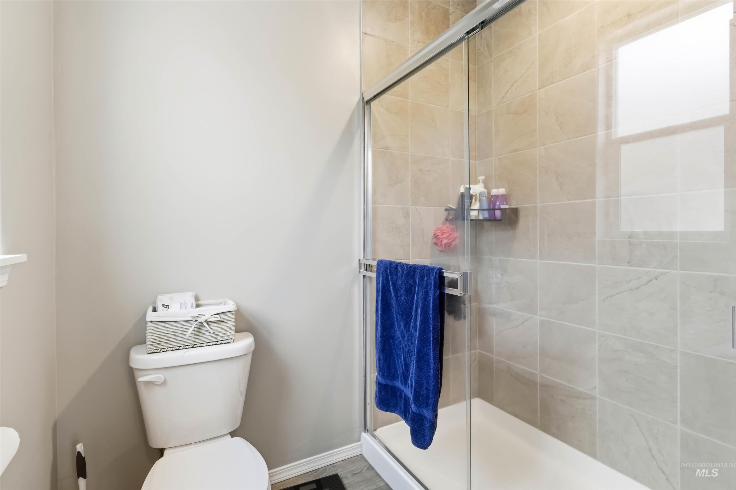 25 River Ridge Court, Horseshoe Bend, Idaho 83629, 4 Bedrooms, 2 Bathrooms, Residential For Sale, Price $799,900,MLS 98975985