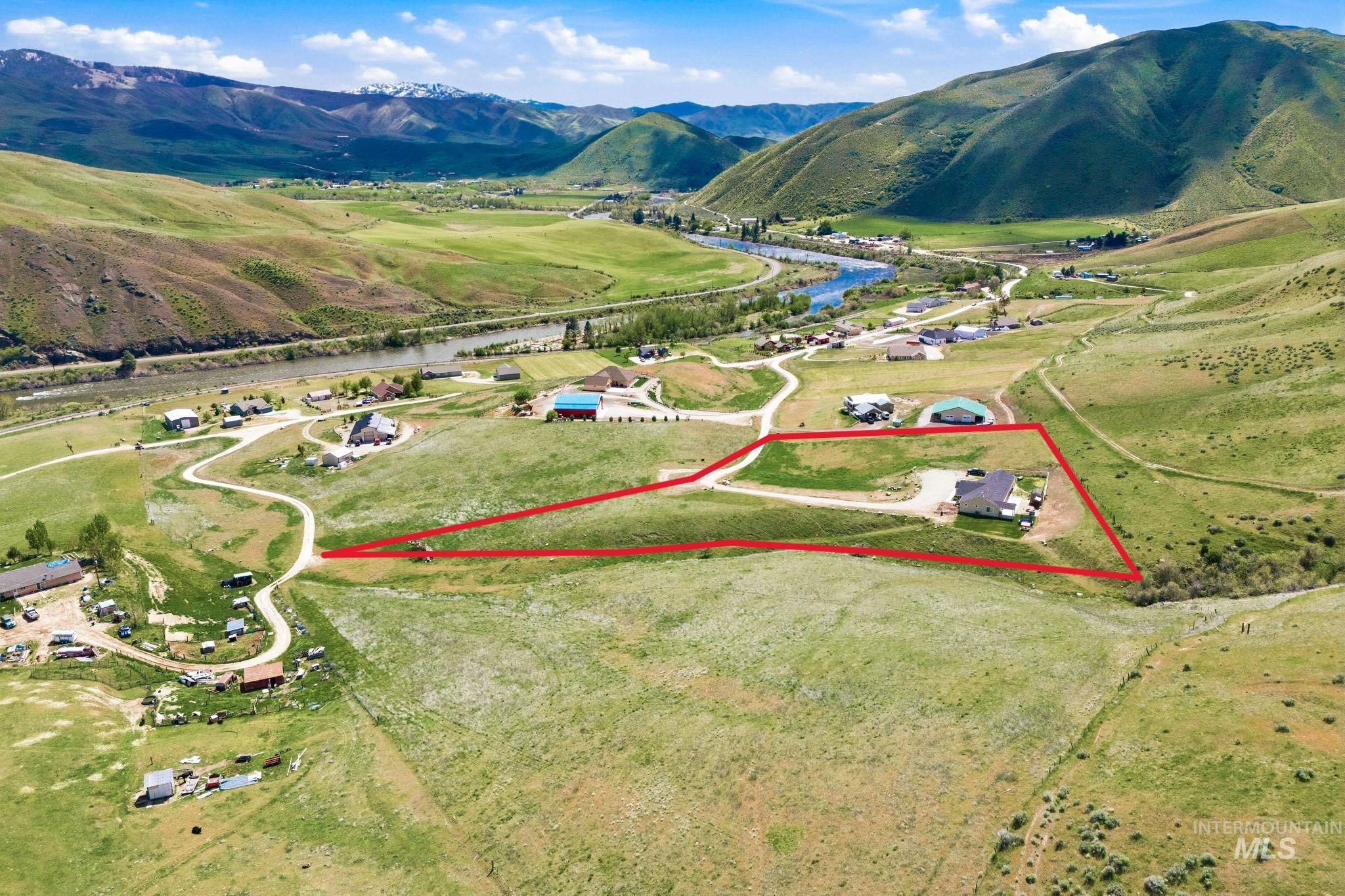 25 River Ridge Court, Horseshoe Bend, Idaho 83629, 4 Bedrooms, 2 Bathrooms, Residential For Sale, Price $789,900, 98975985