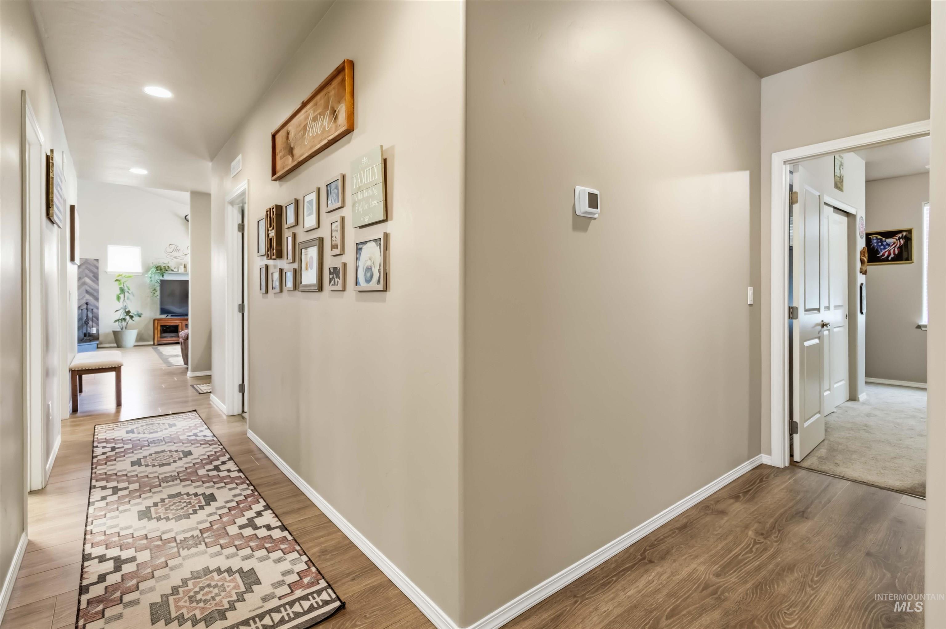 25 River Ridge Court, Horseshoe Bend, Idaho 83629, 4 Bedrooms, 2 Bathrooms, Residential For Sale, Price $799,900,MLS 98975985